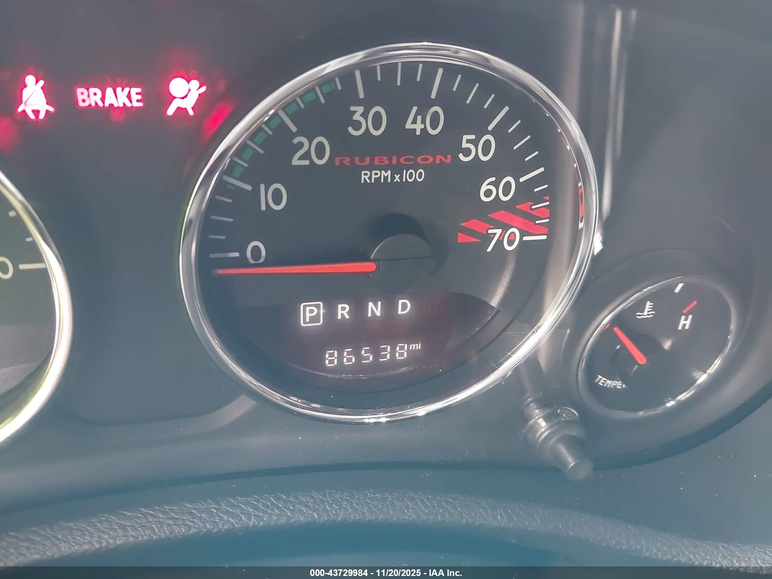 JEEP WRANGLER image 7