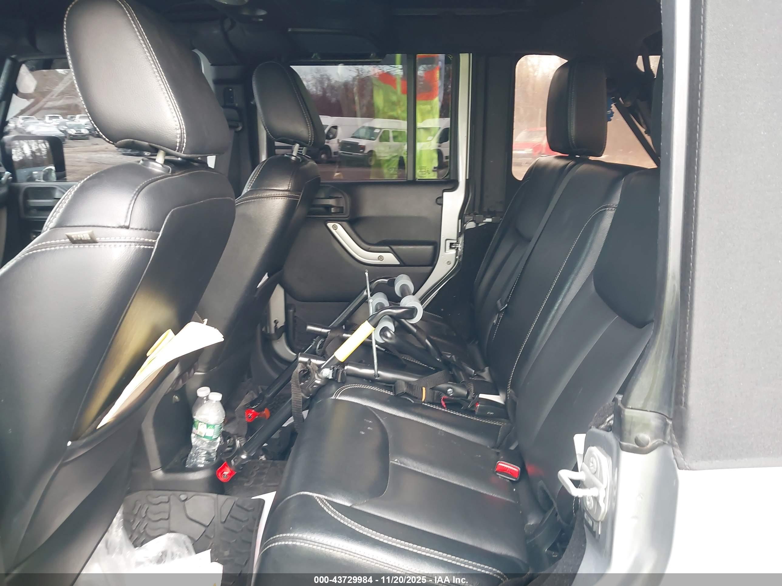 JEEP WRANGLER image 8