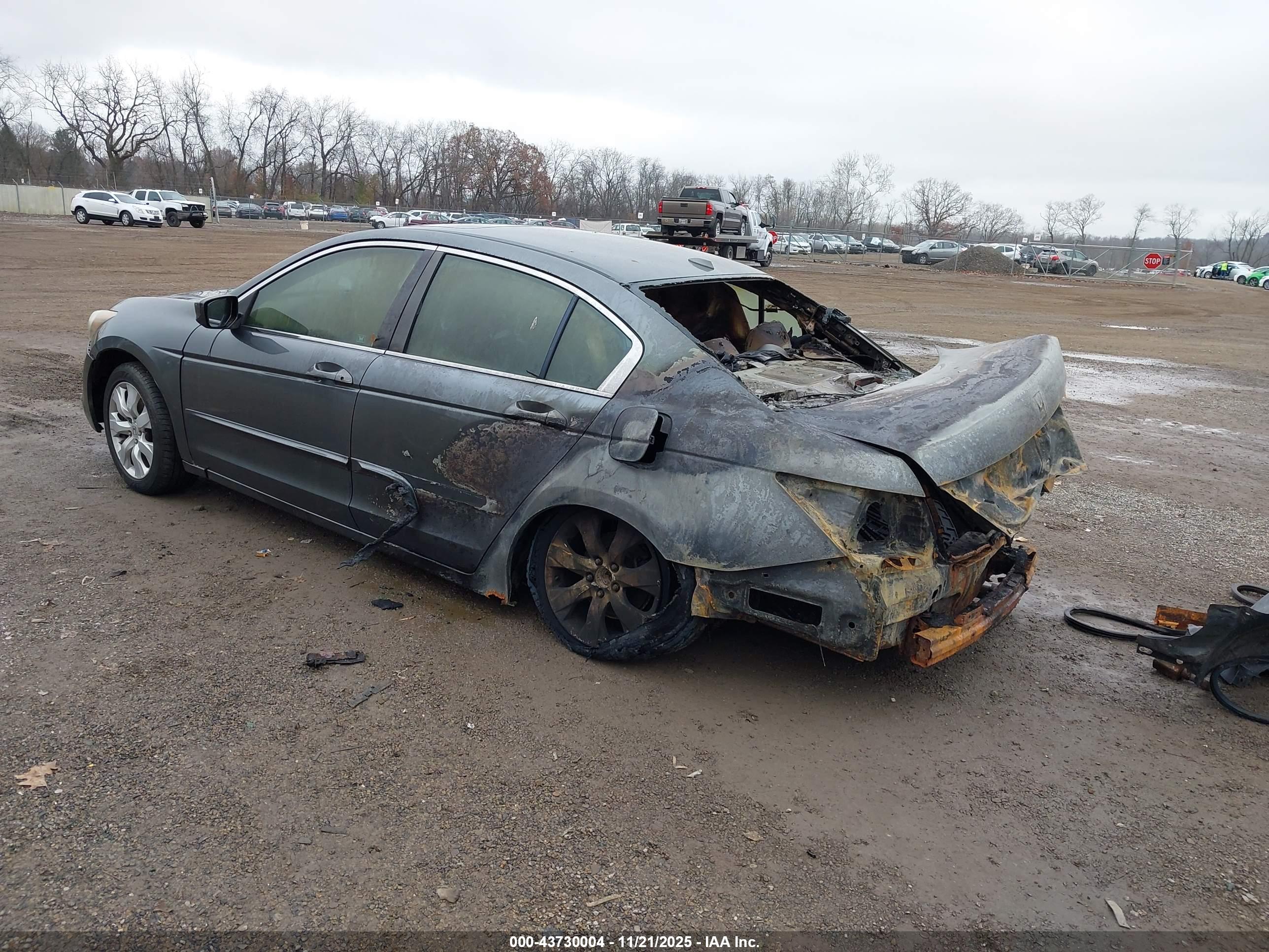 HONDA ACCORD image 3