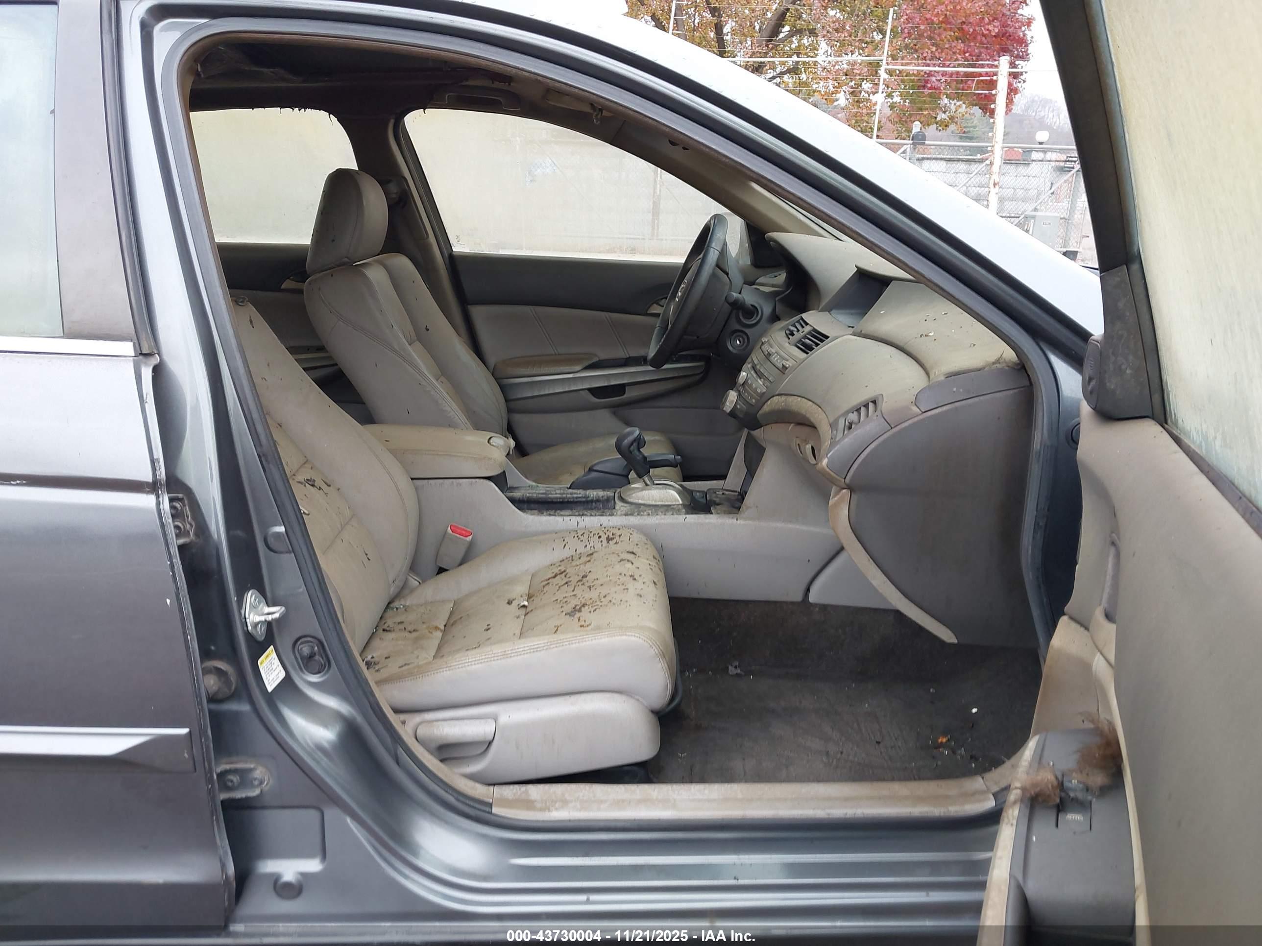 HONDA ACCORD image 5