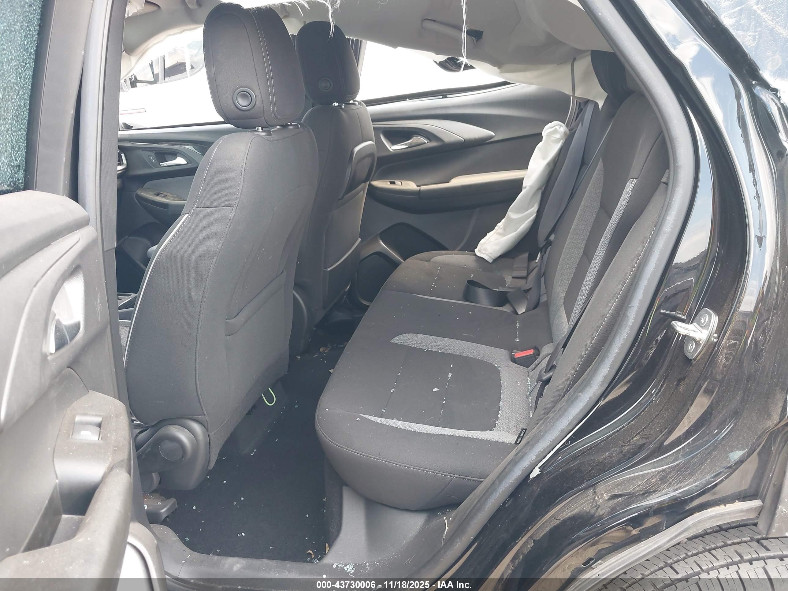 CHEVROLET TRAILBLAZER image 8