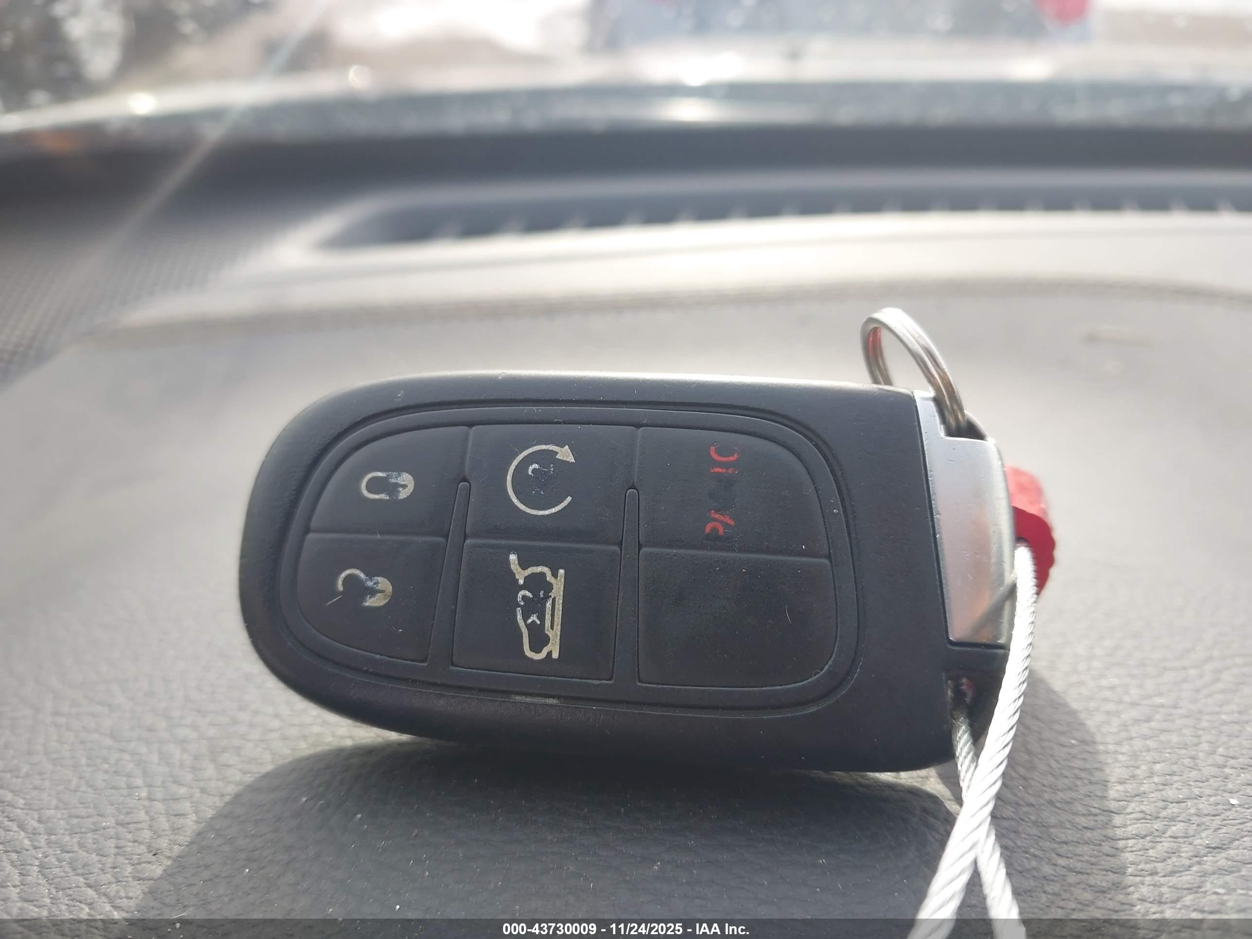 JEEP CHEROKEE image 11