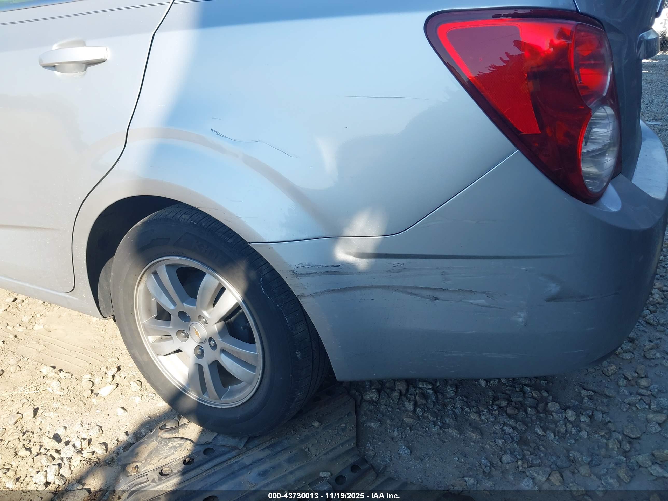 CHEVROLET SONIC image 6