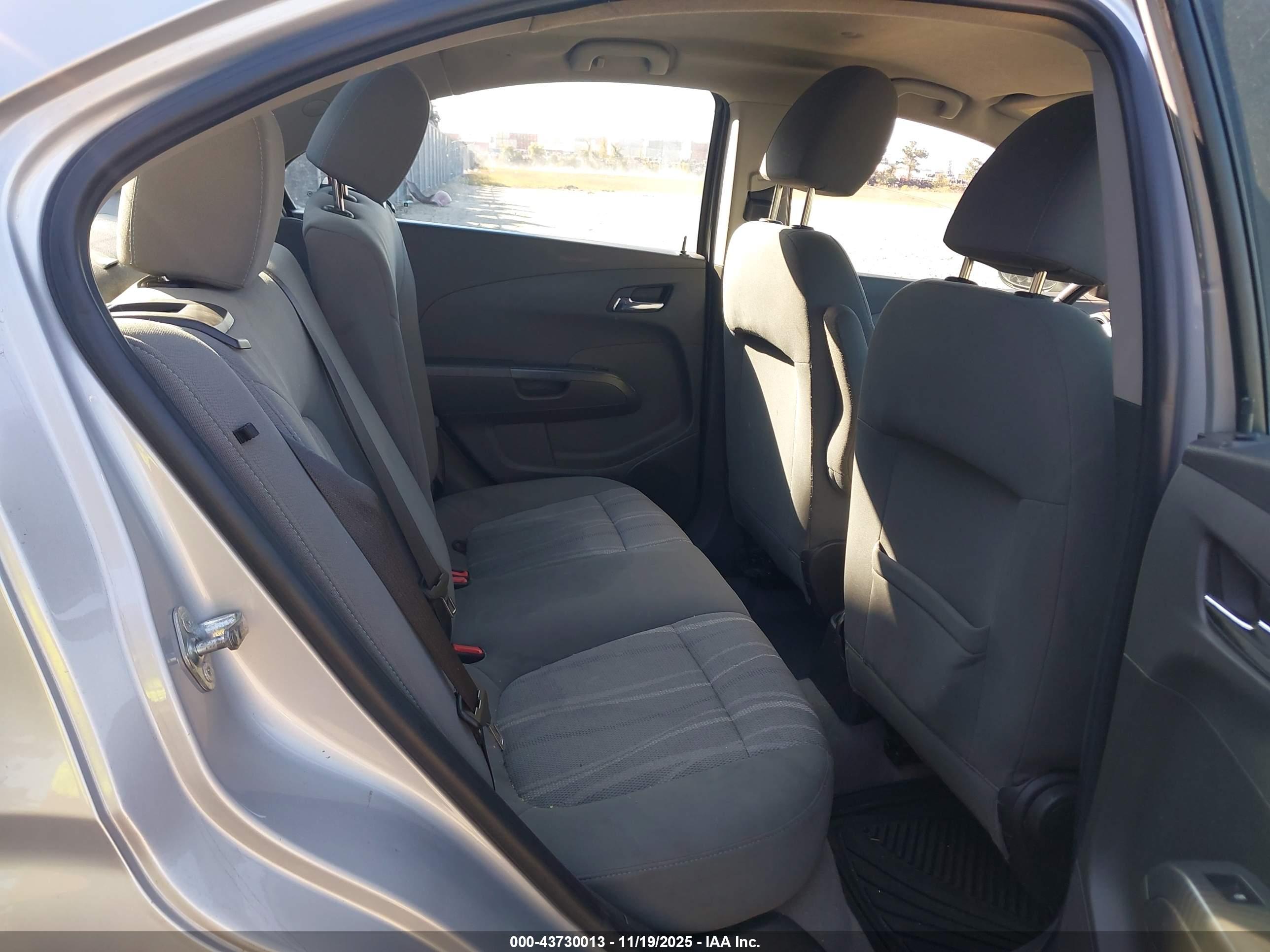 CHEVROLET SONIC image 8