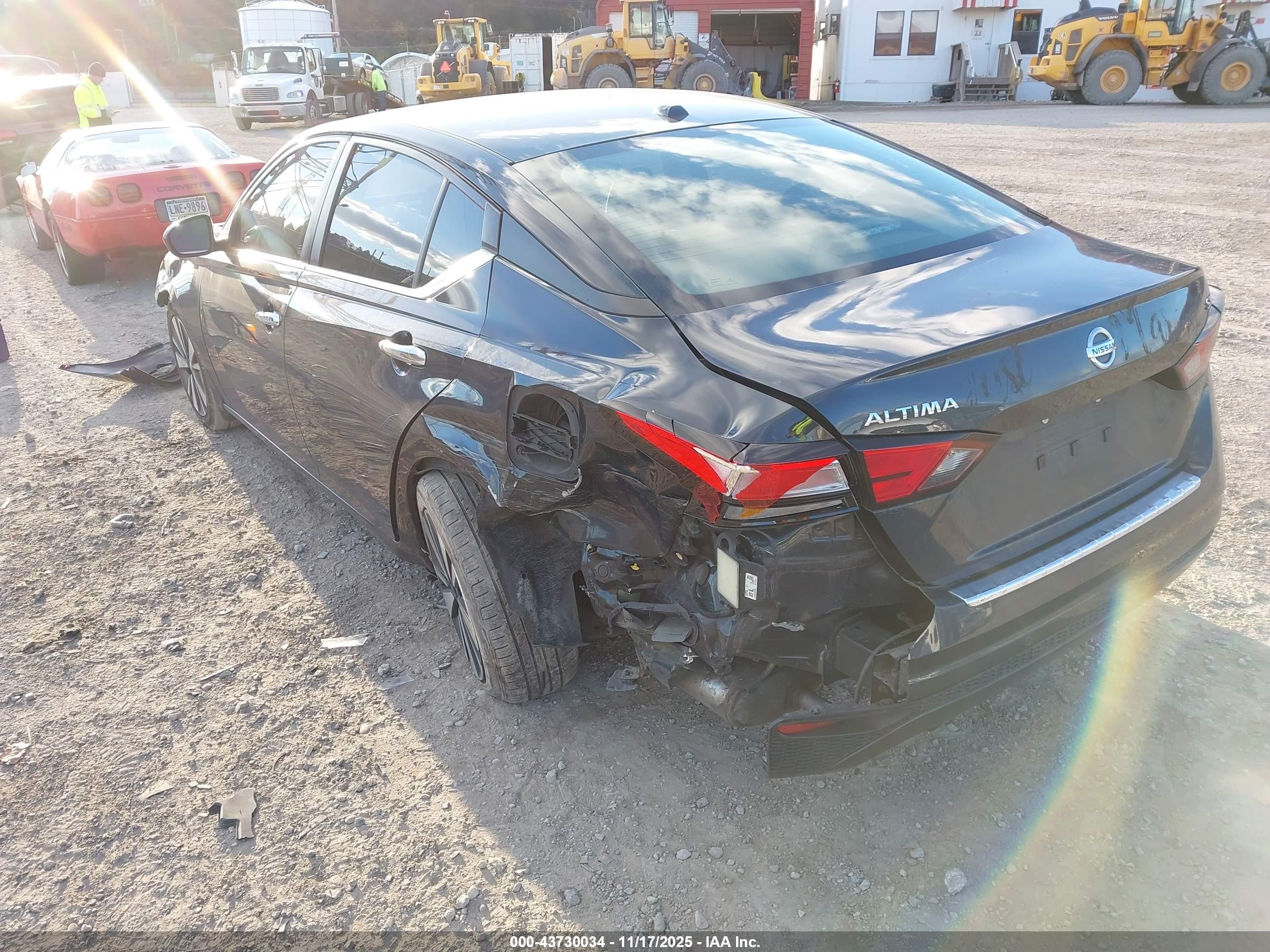 NISSAN ALTIMA image 3