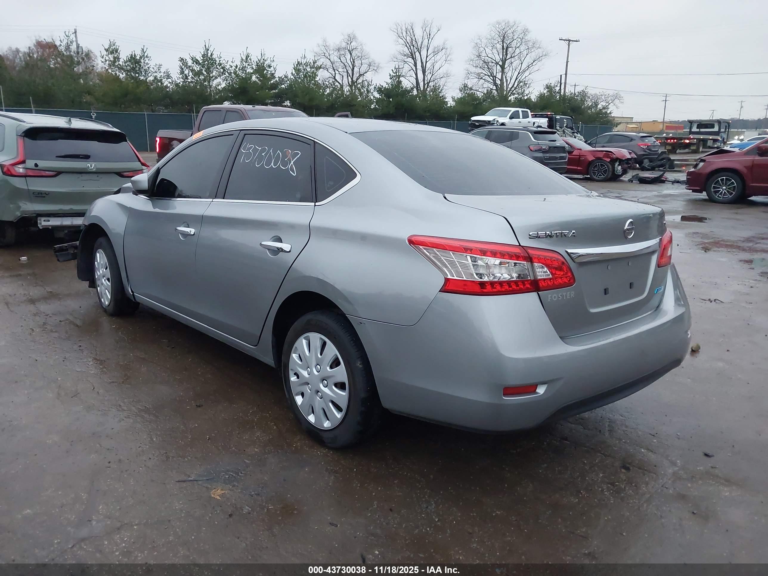 NISSAN SENTRA image 3