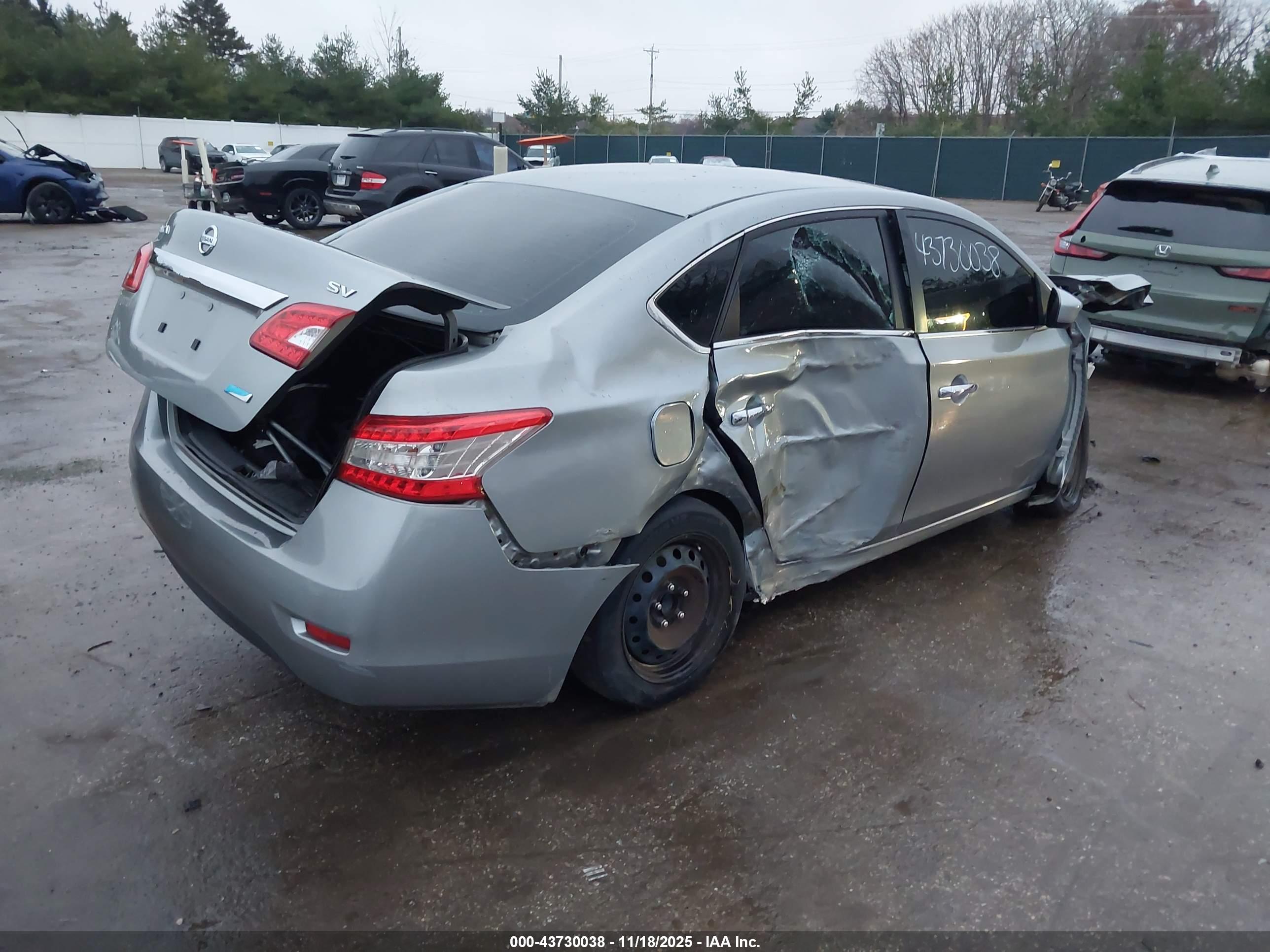 NISSAN SENTRA image 4