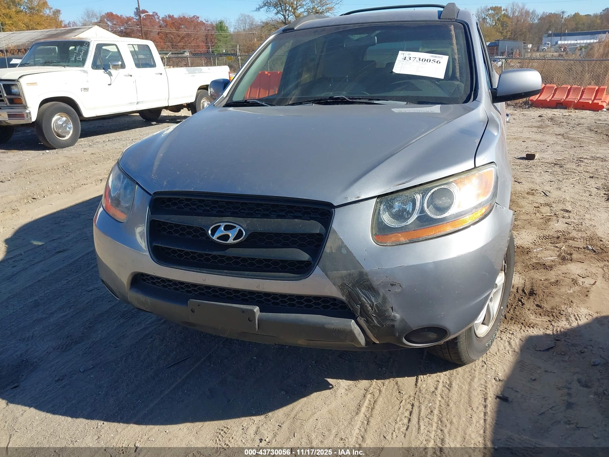 HYUNDAI SANTA image 6