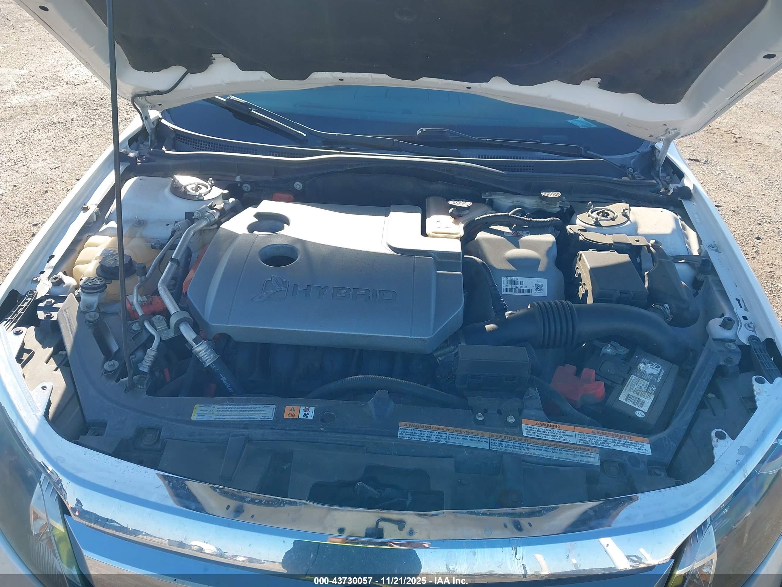 FORD FUSION image 10