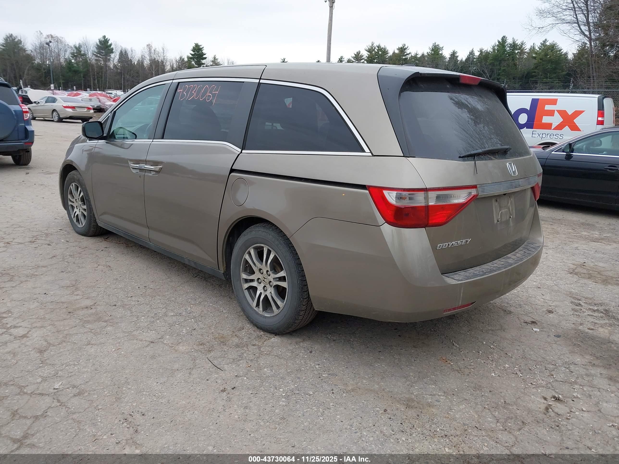 HONDA ODYSSEY image 3