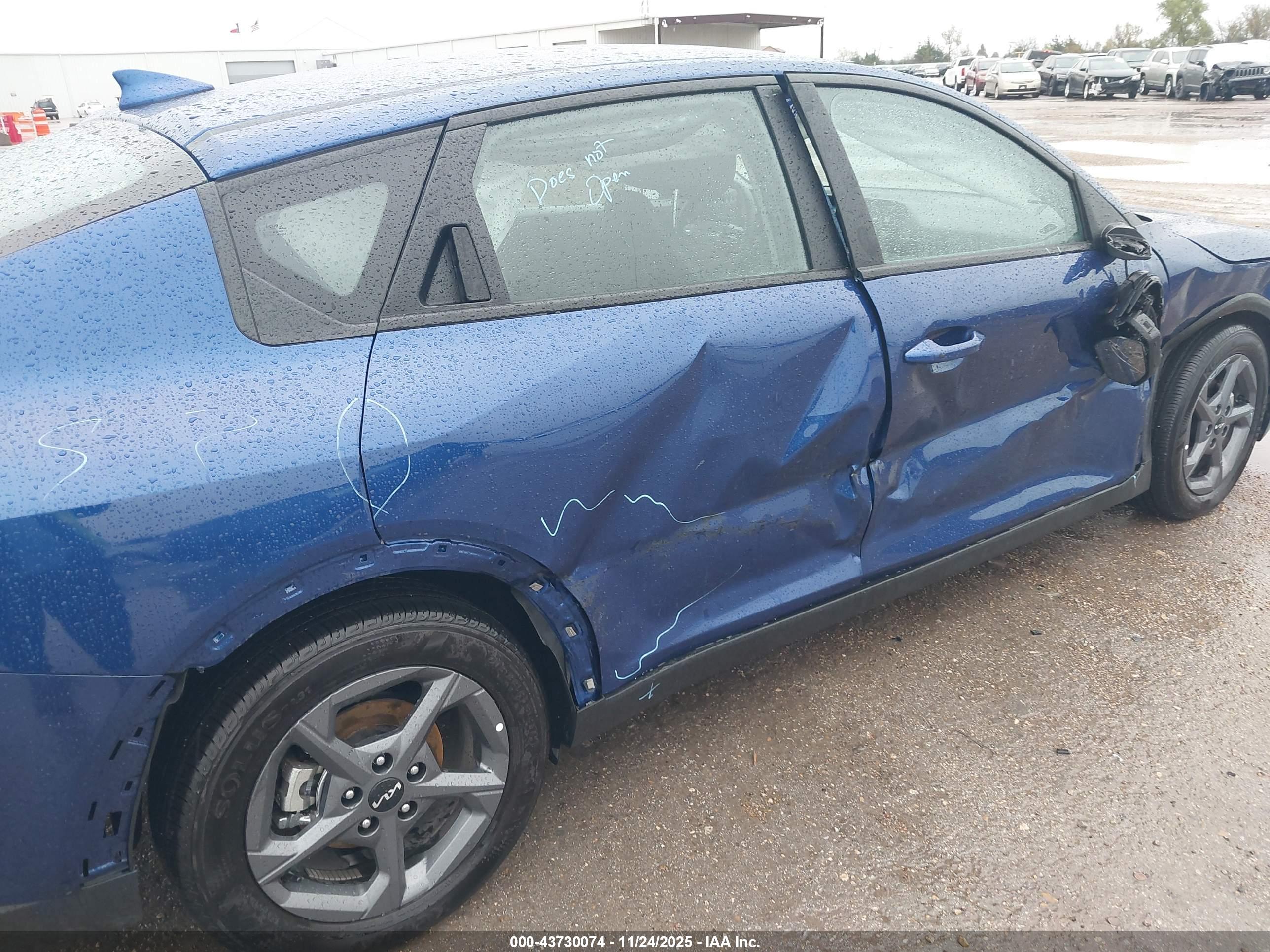 KIA K4 image 6