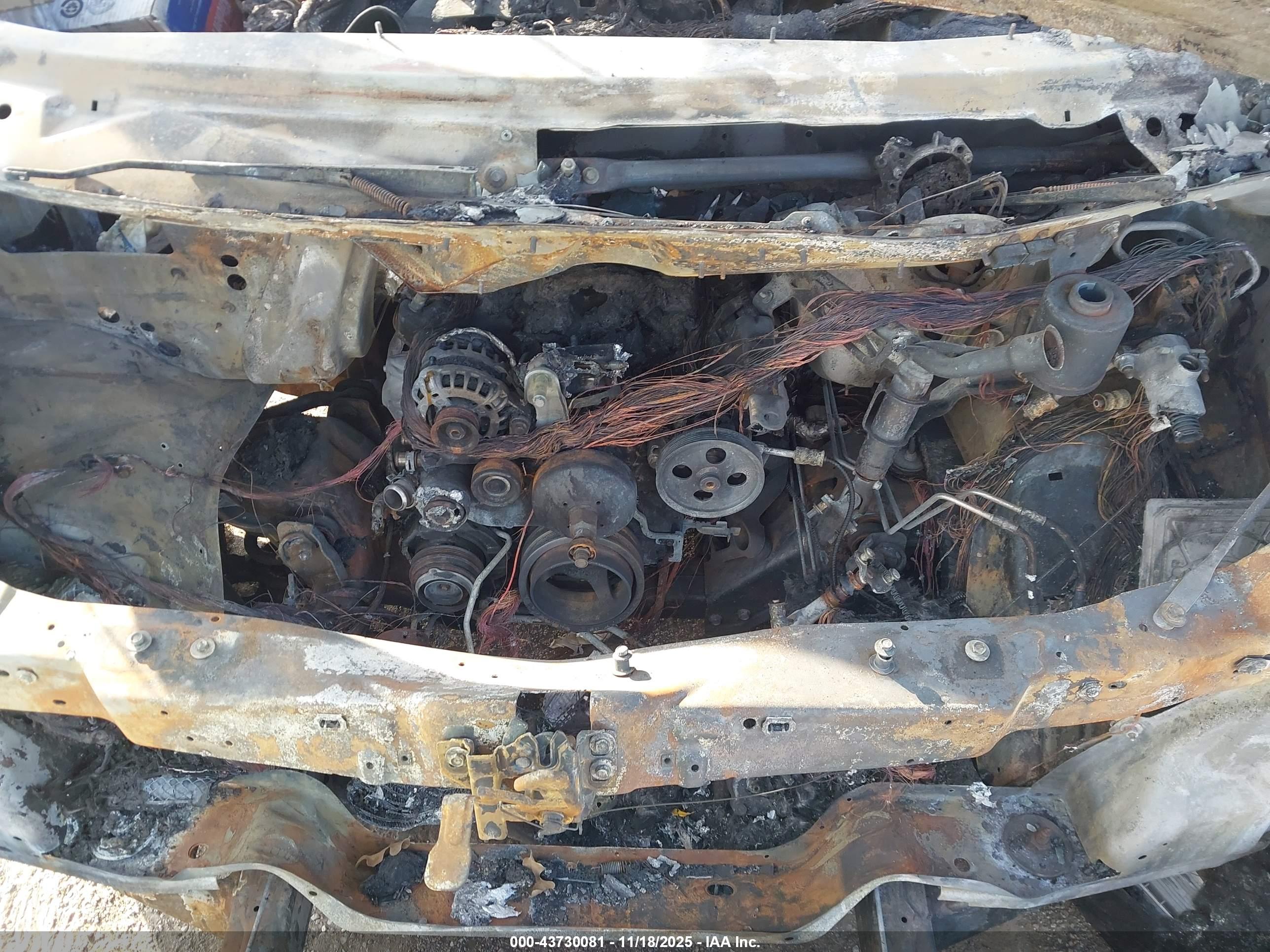 CHEVROLET EXPRESS image 10