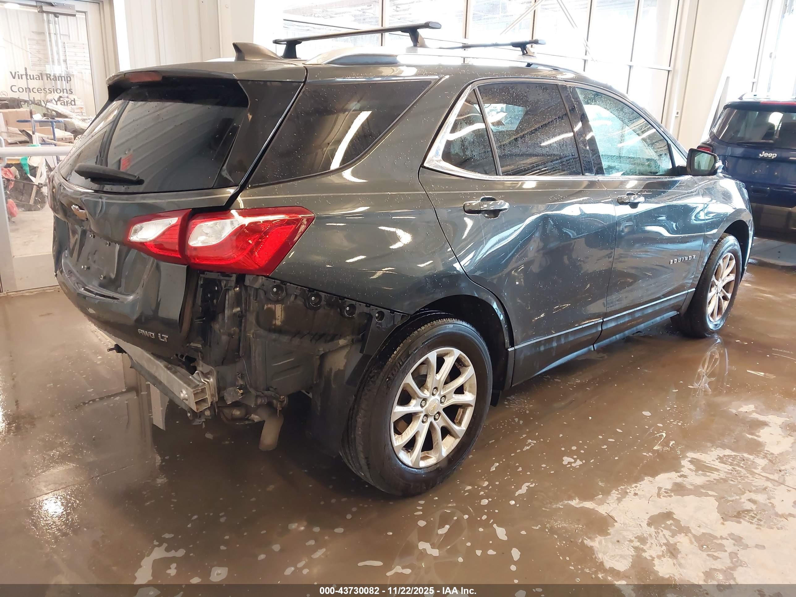 CHEVROLET EQUINOX image 4