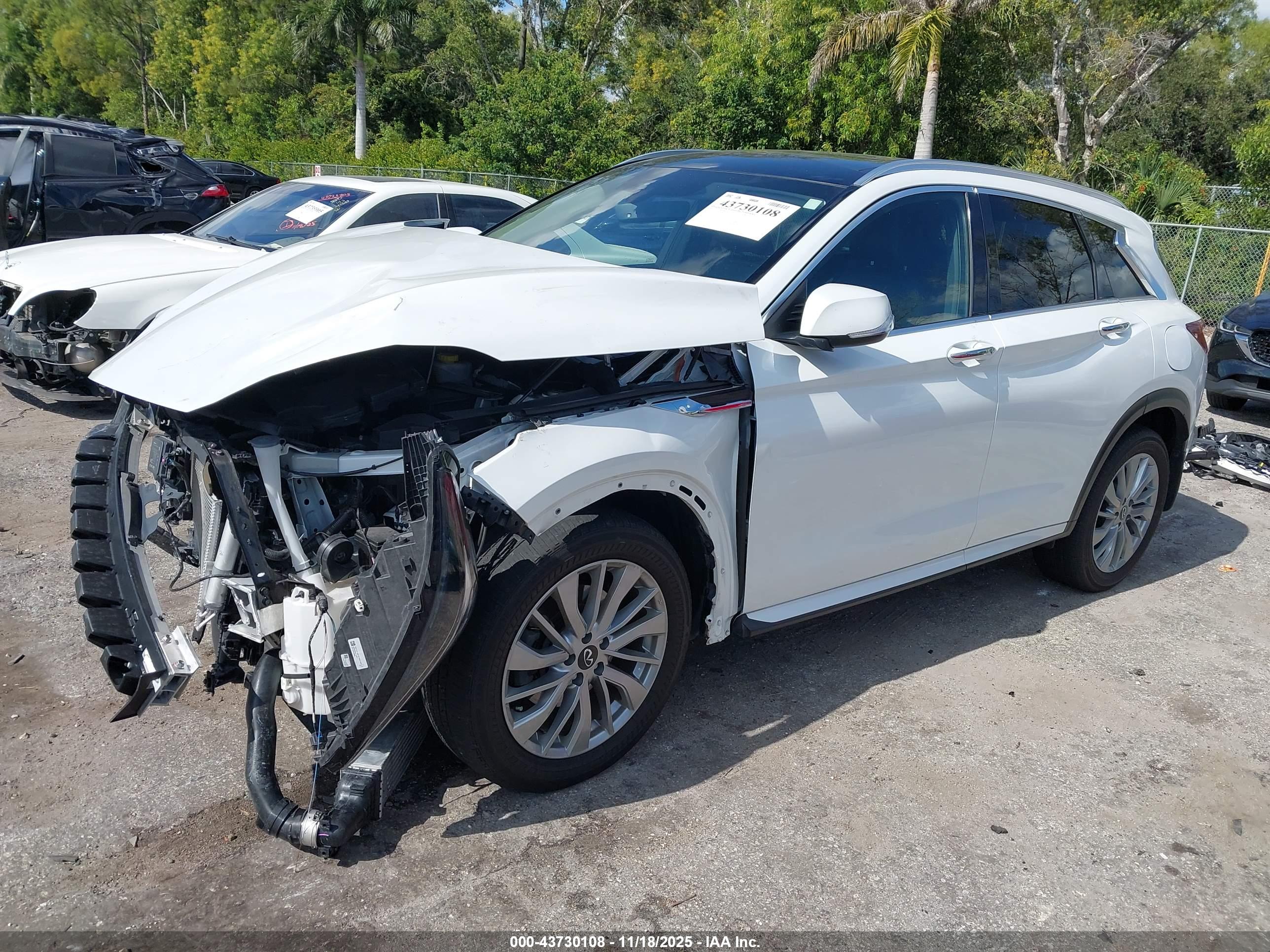 INFINITI QX50 image 2