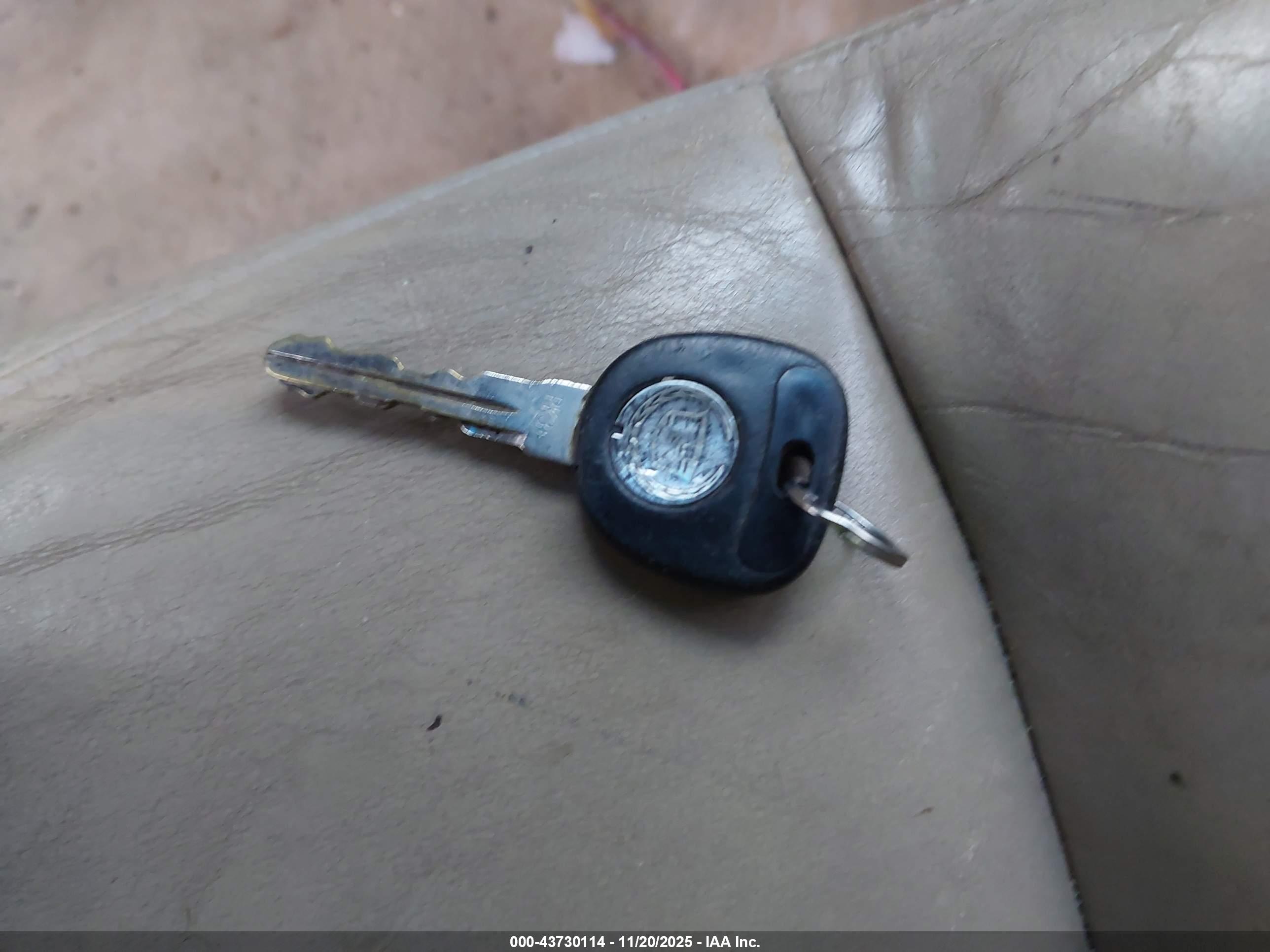 CADILLAC CTS image 11