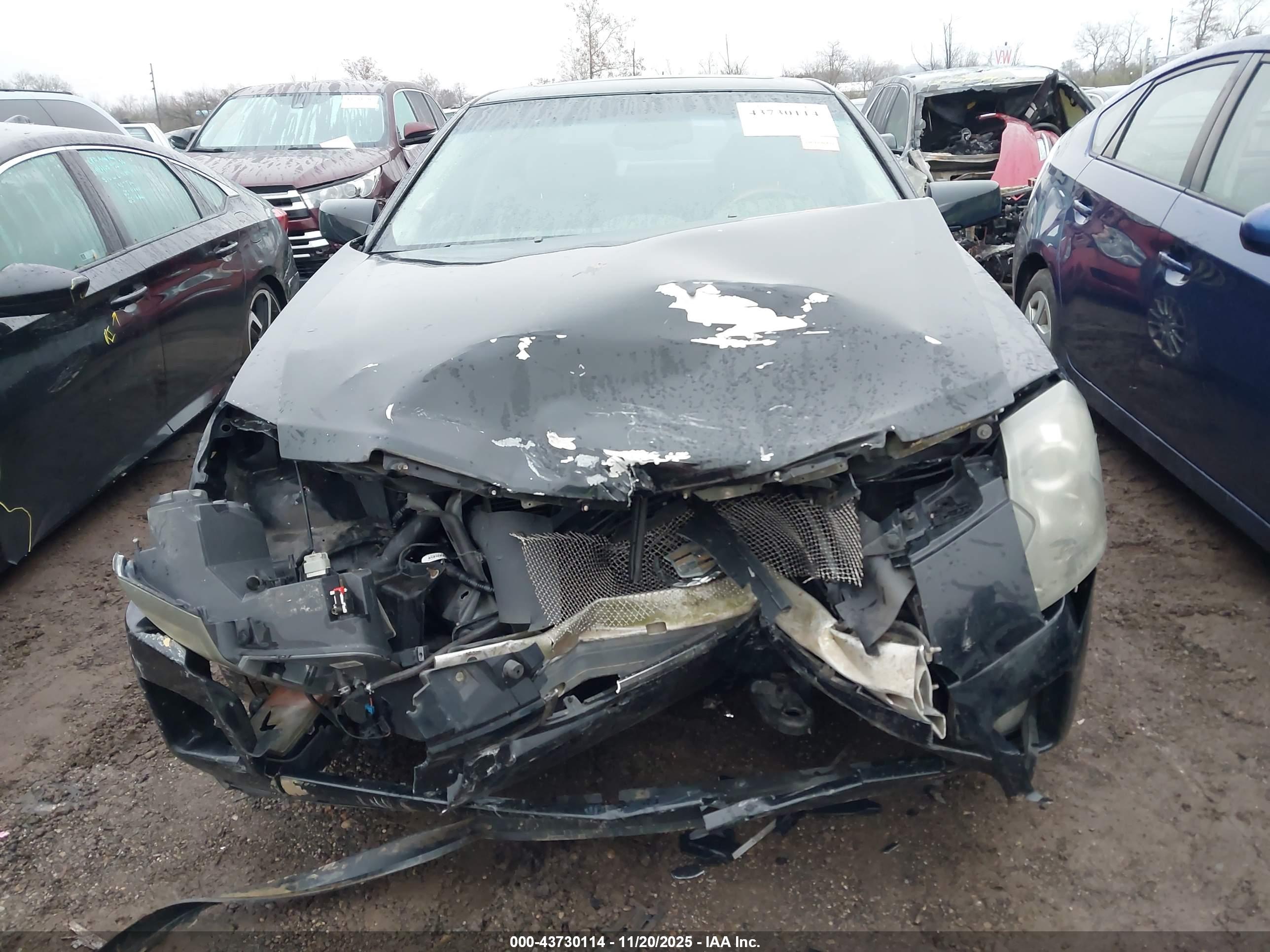 CADILLAC CTS image 6