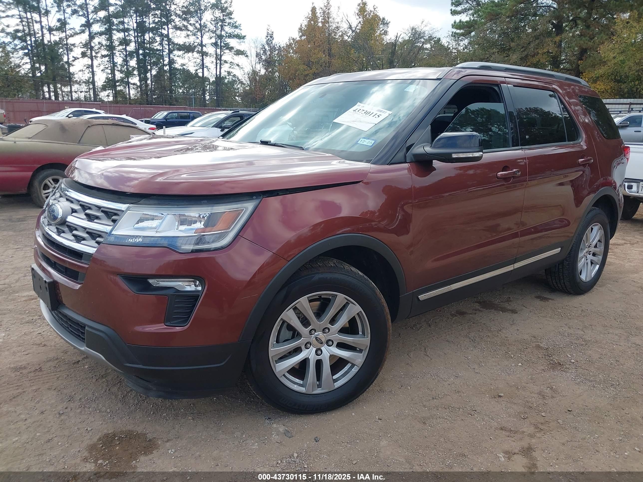 FORD EXPLORER image 2