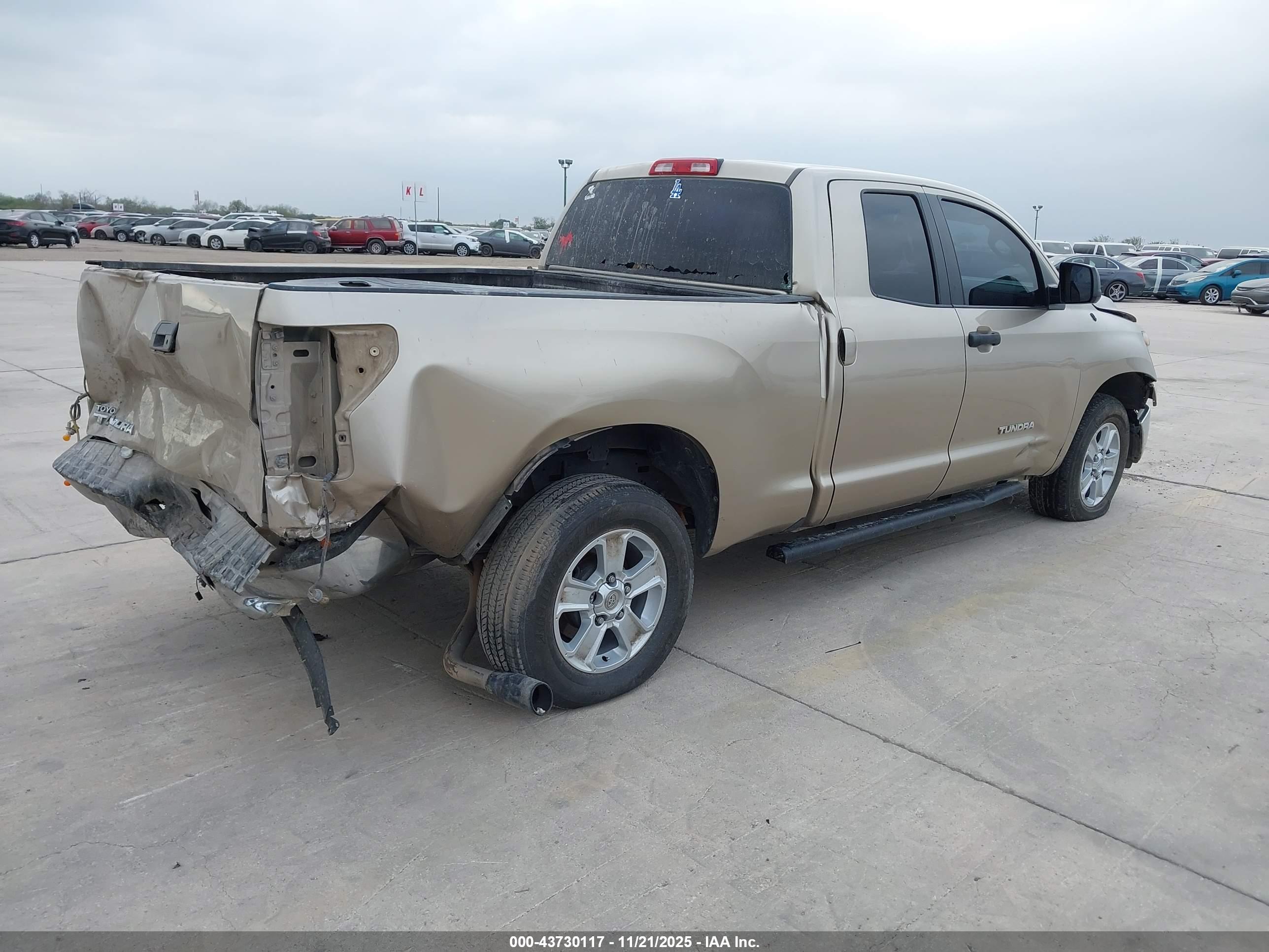 TOYOTA TUNDRA image 4