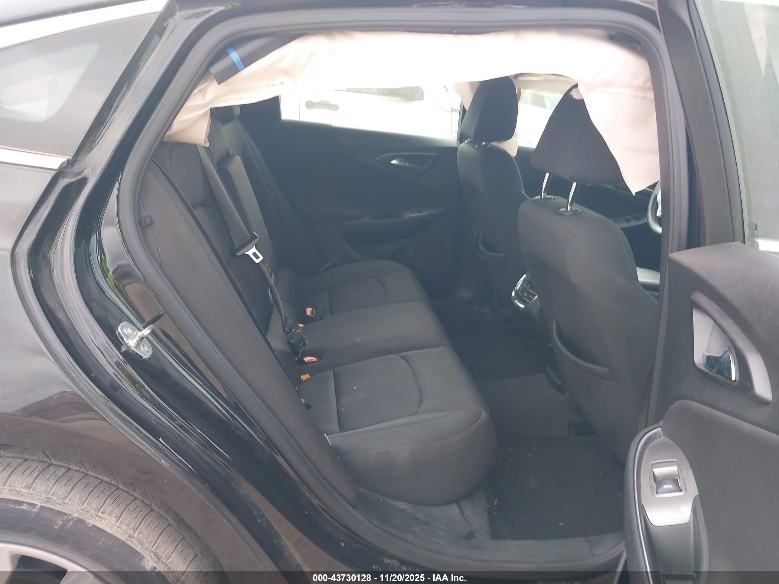 CHEVROLET MALIBU image 8