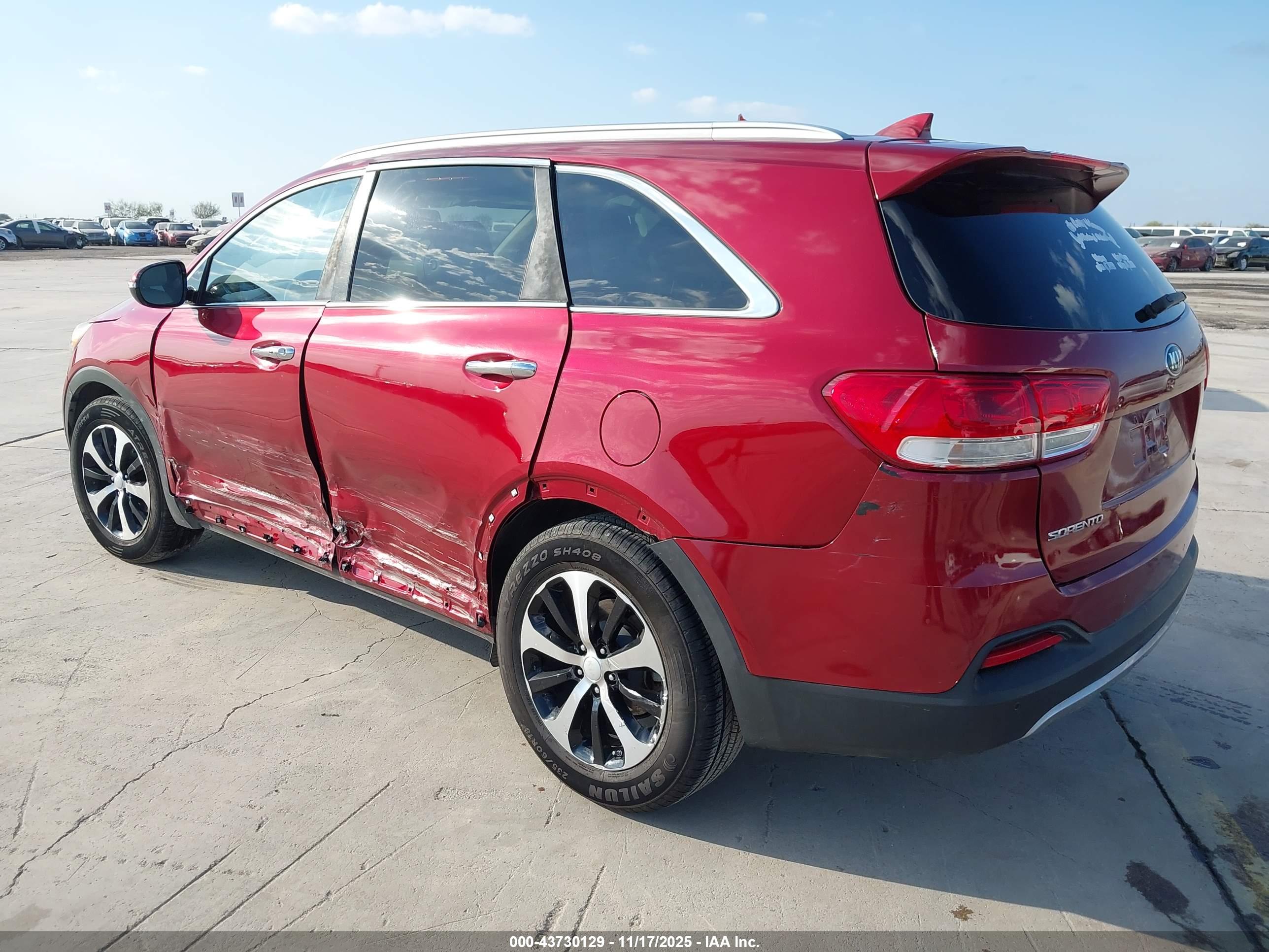 KIA SORENTO image 3