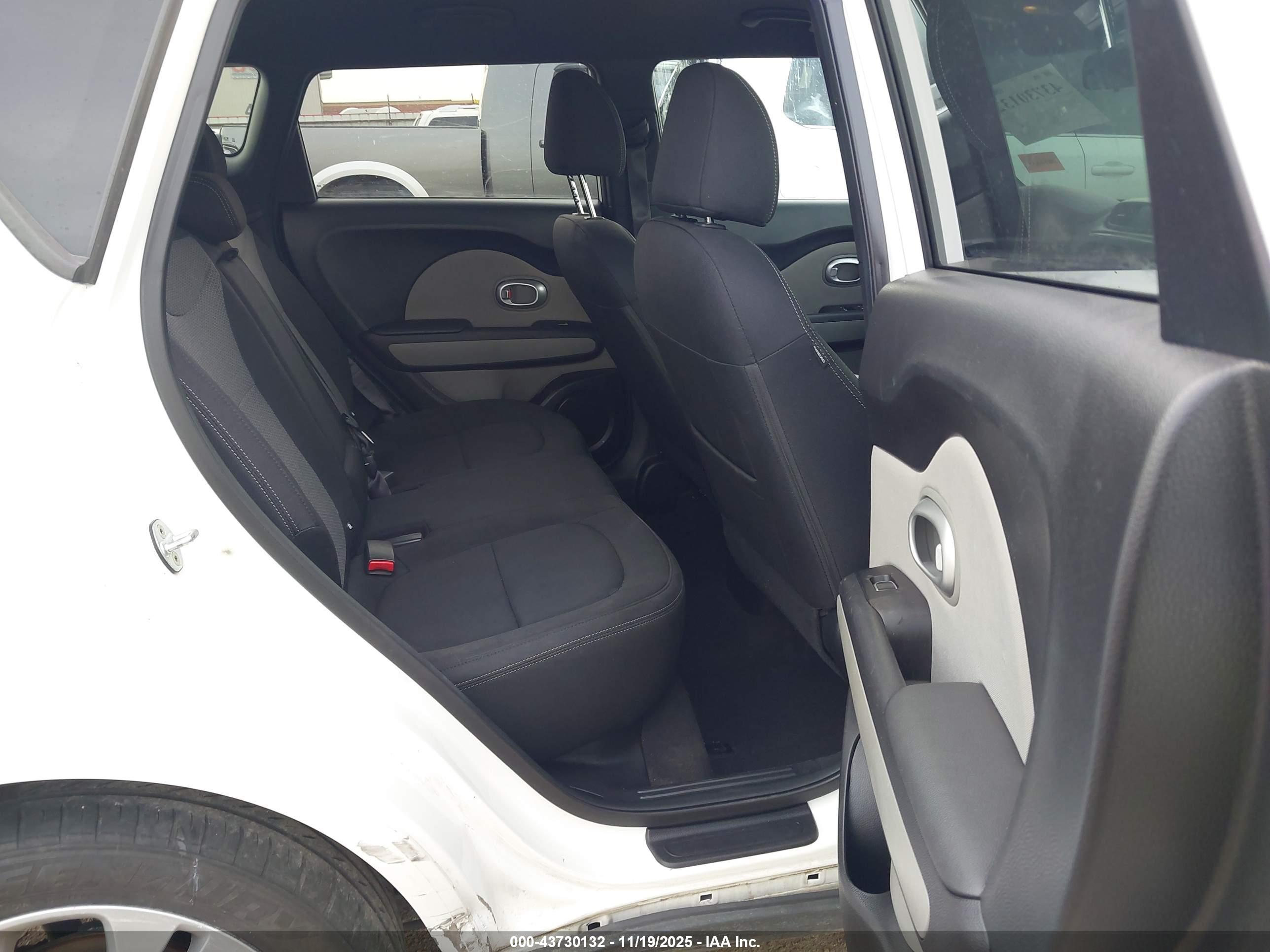 KIA SOUL image 8