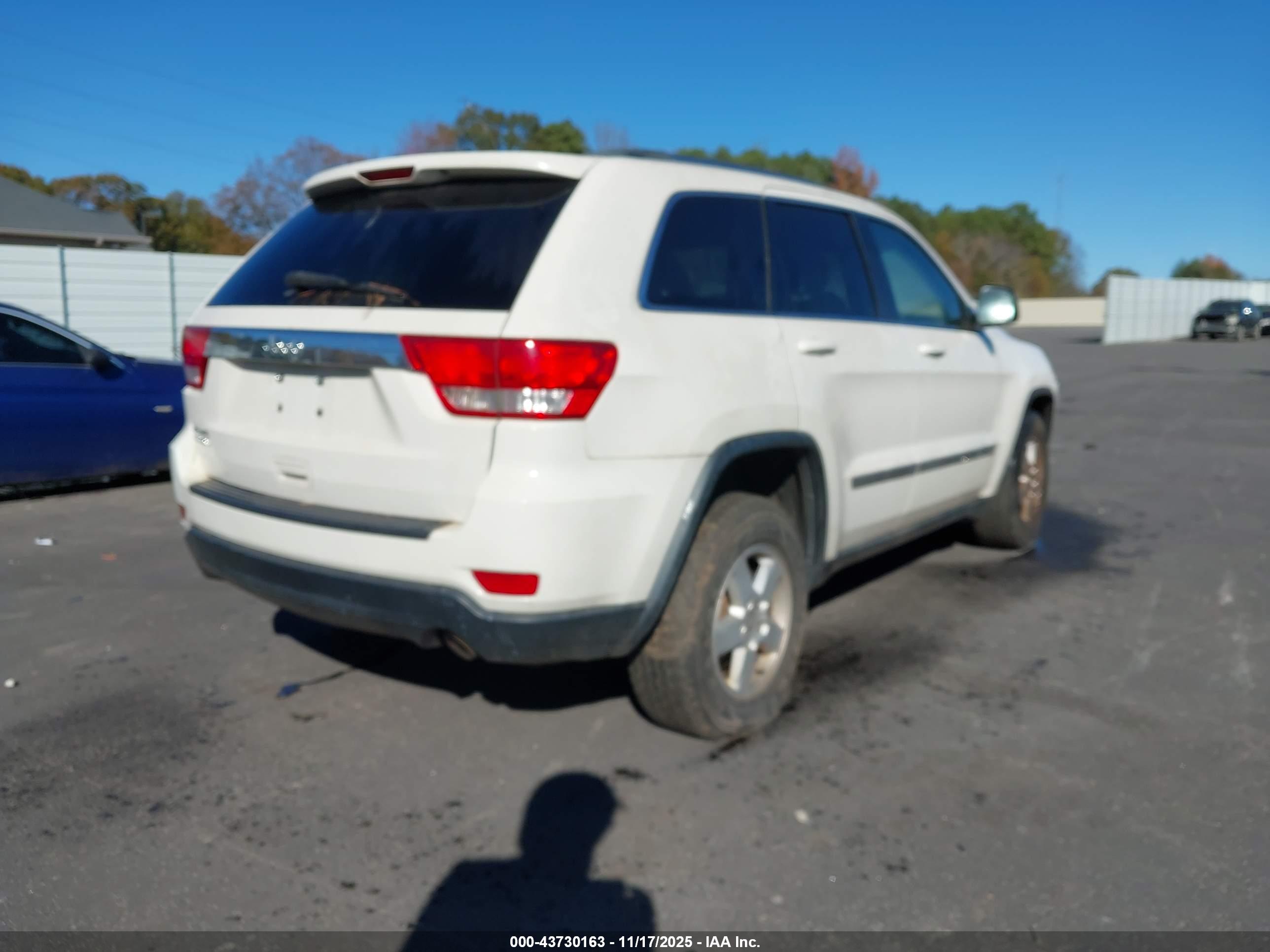 JEEP GRAND image 4