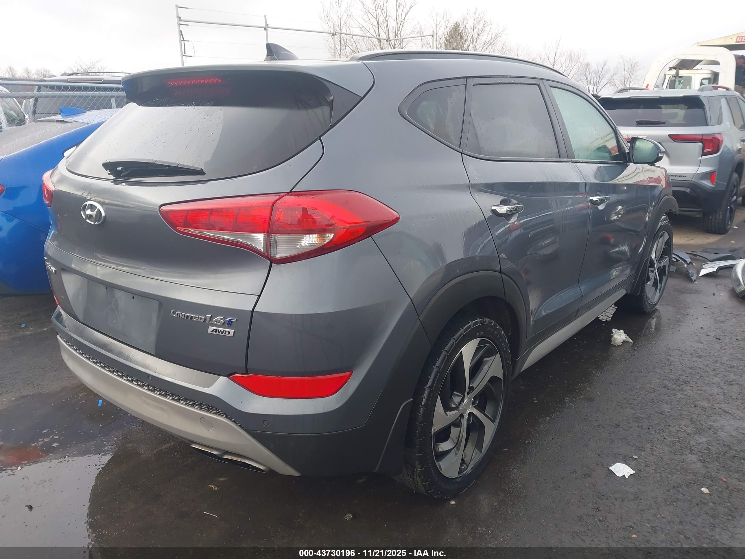 HYUNDAI TUCSON image 4