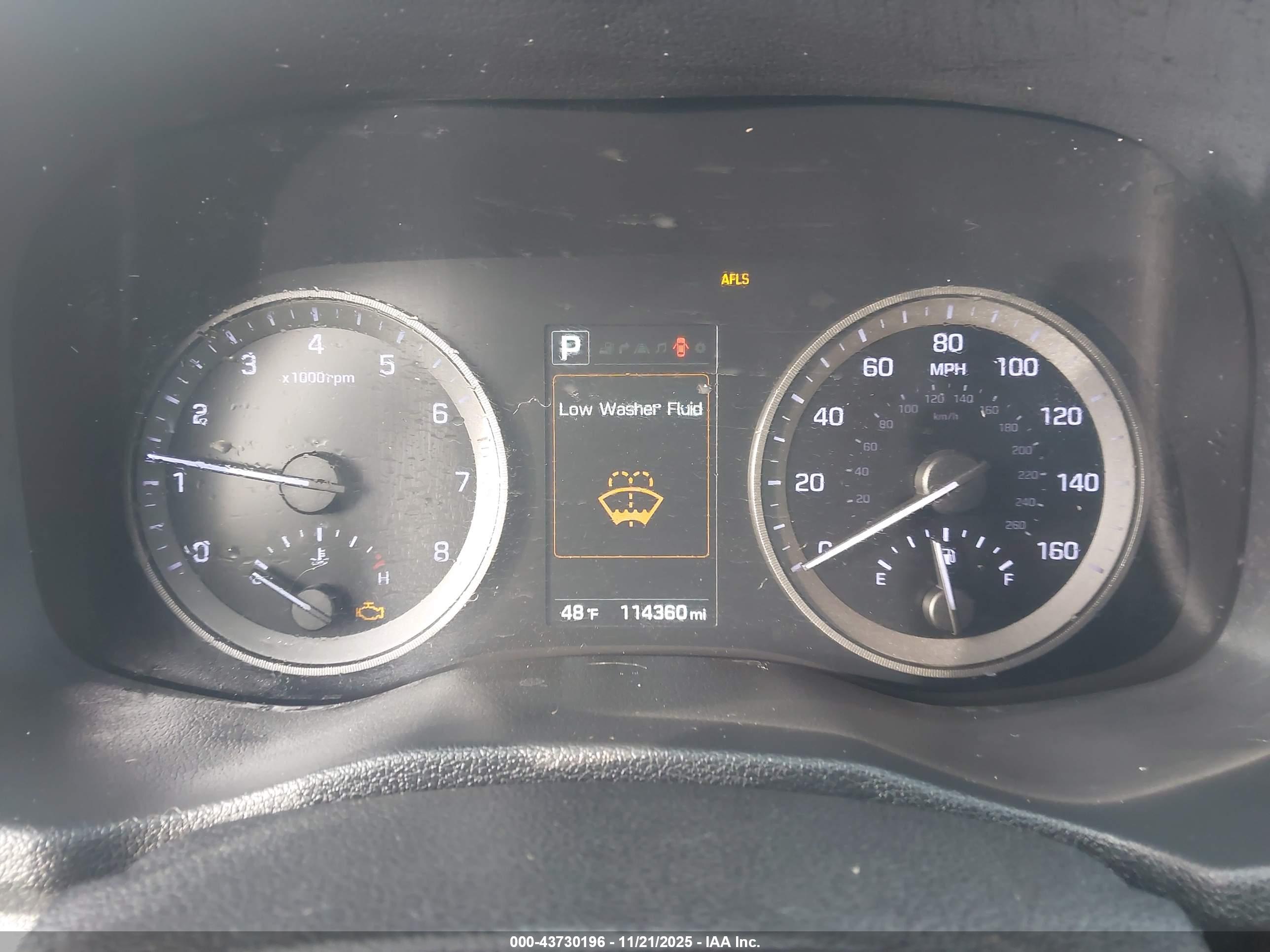 HYUNDAI TUCSON image 7