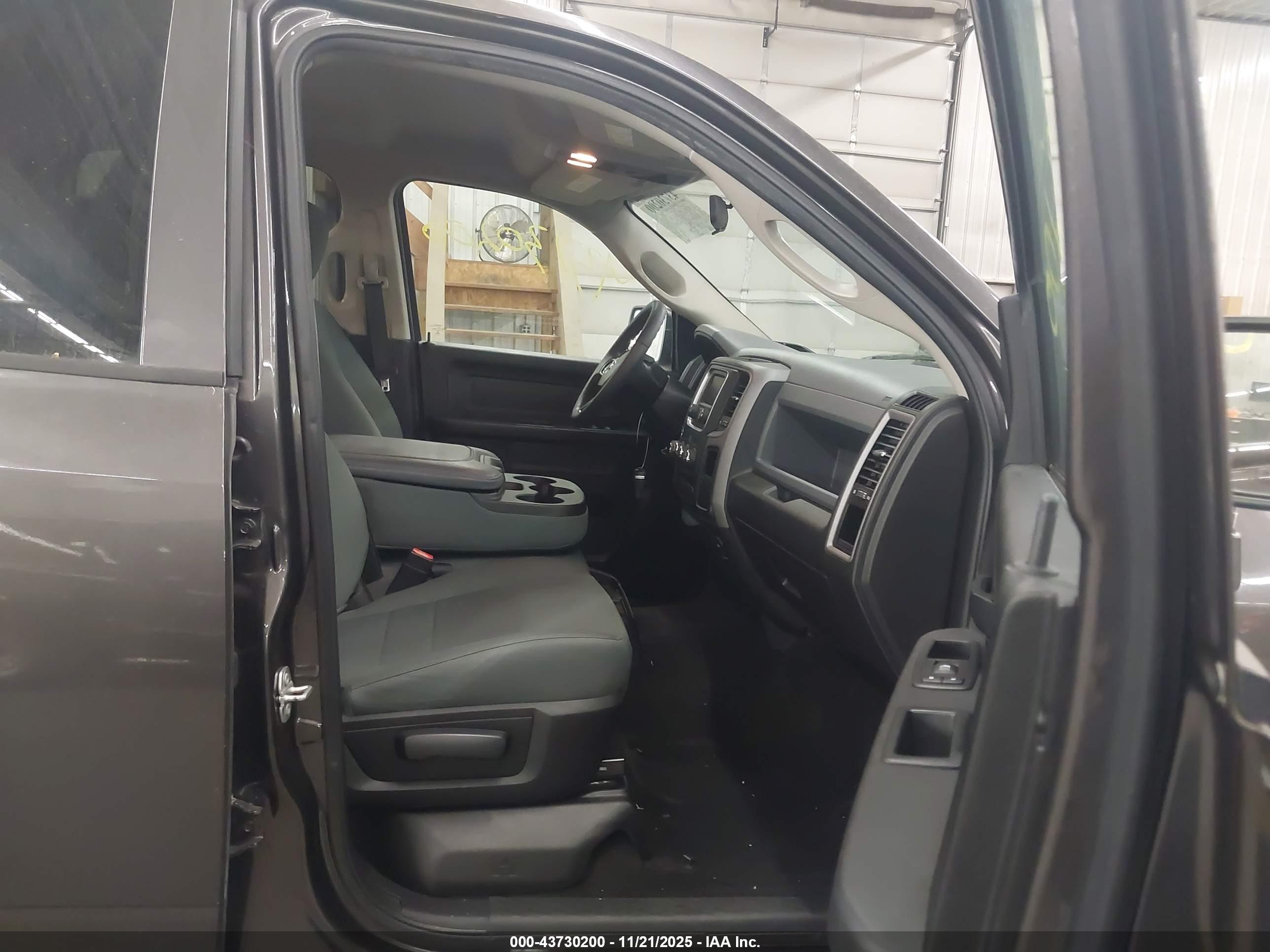 RAM 1500 image 5