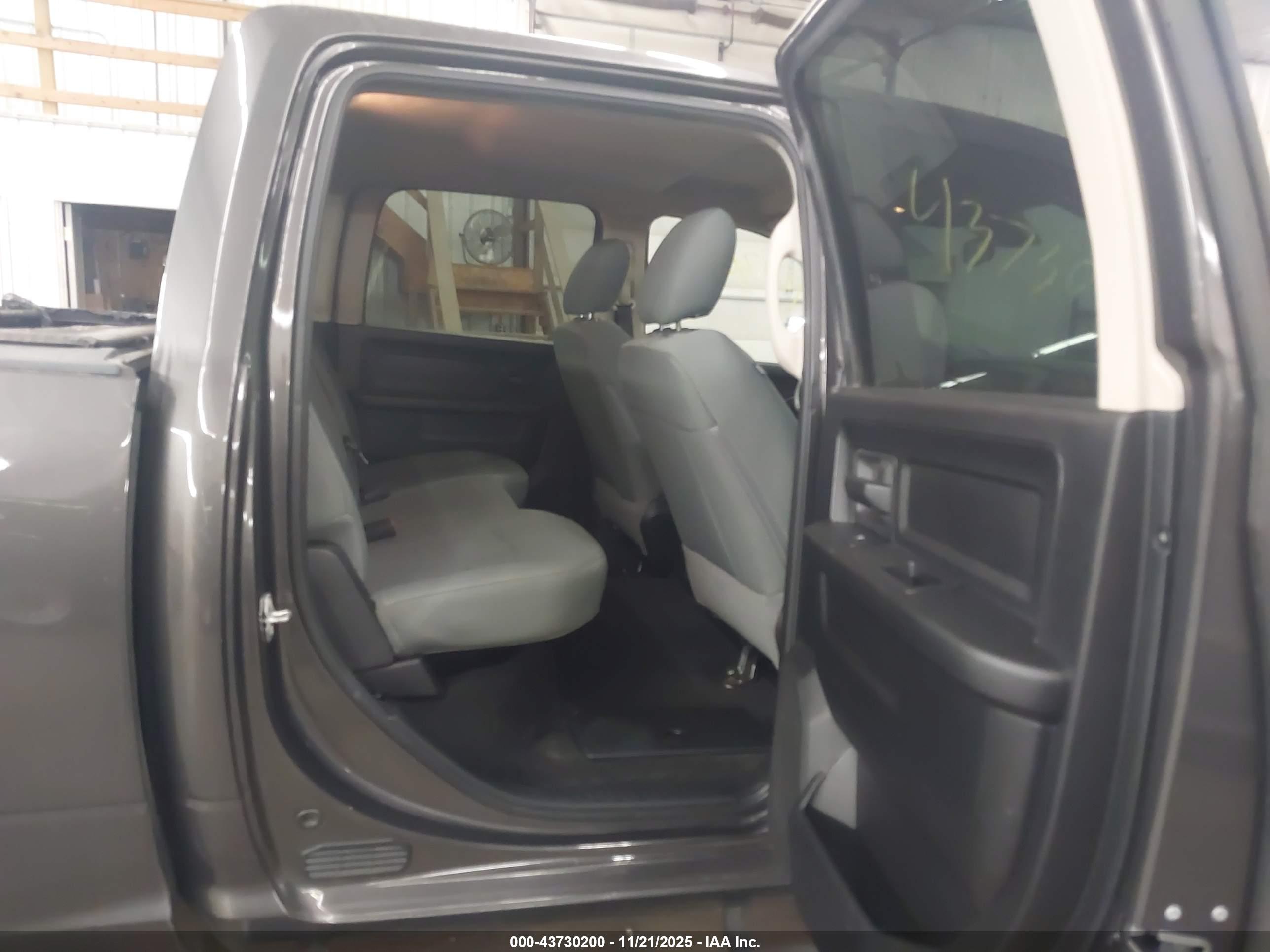 RAM 1500 image 8