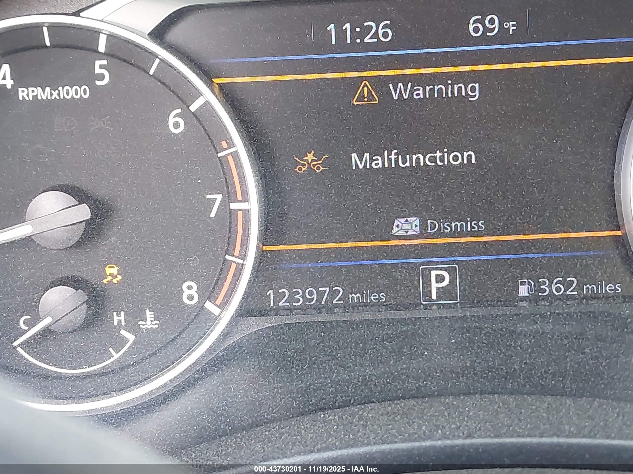 NISSAN ALTIMA image 7