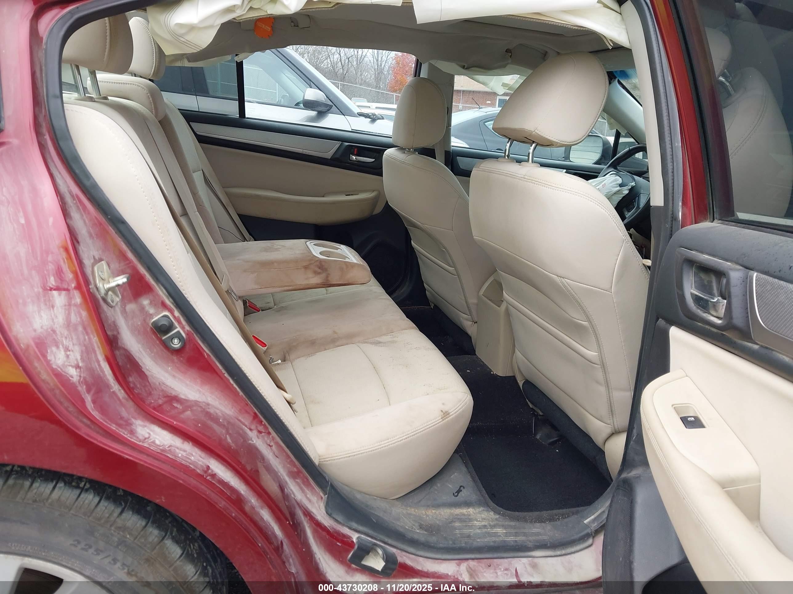 SUBARU LEGACY image 8