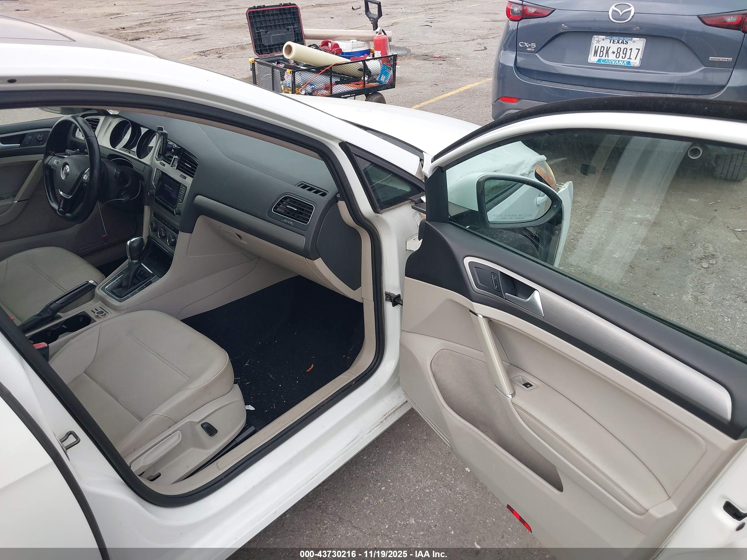 VOLKSWAGEN GOLF image 5