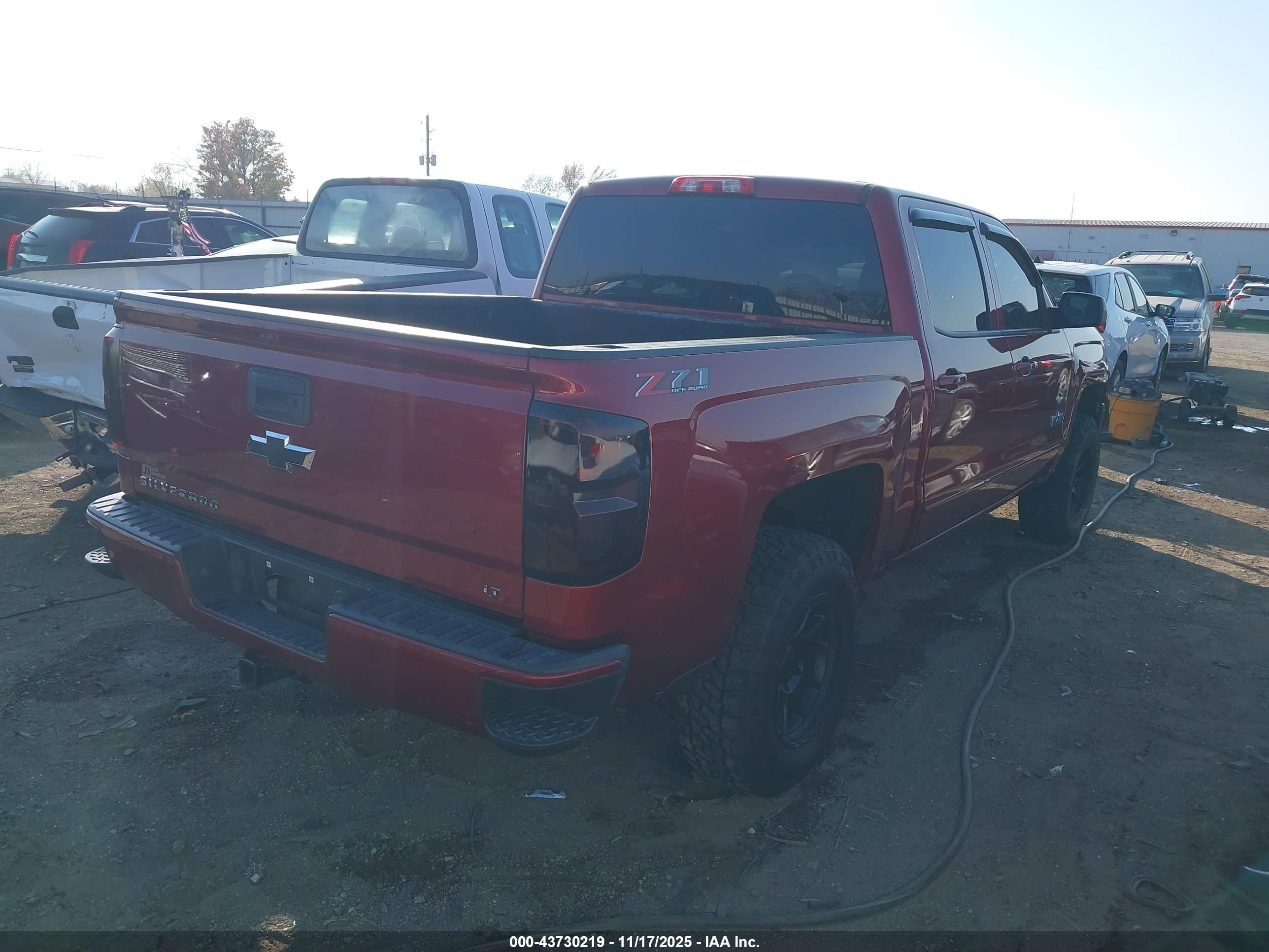 CHEVROLET SILVERADO image 4