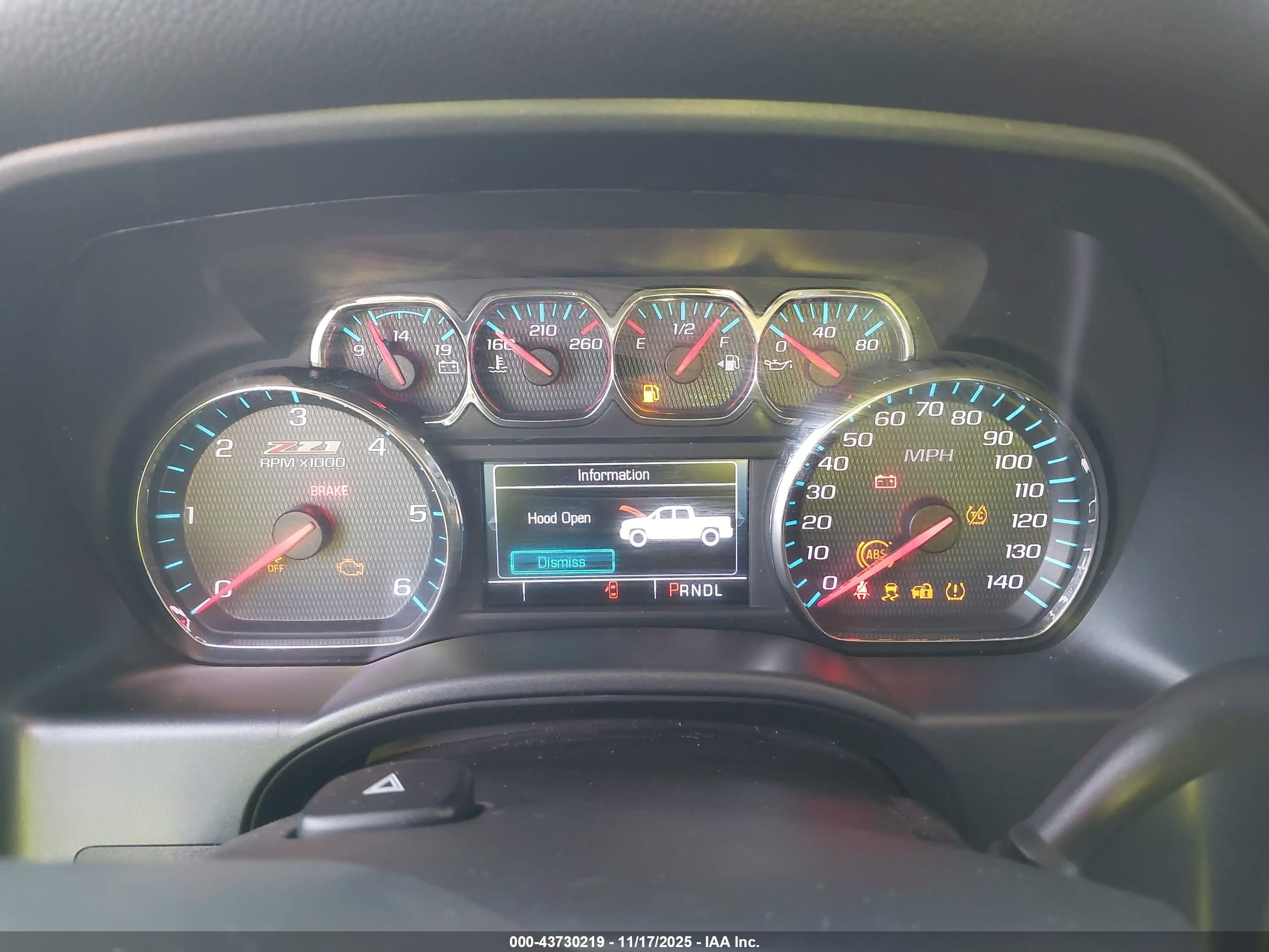 CHEVROLET SILVERADO image 7
