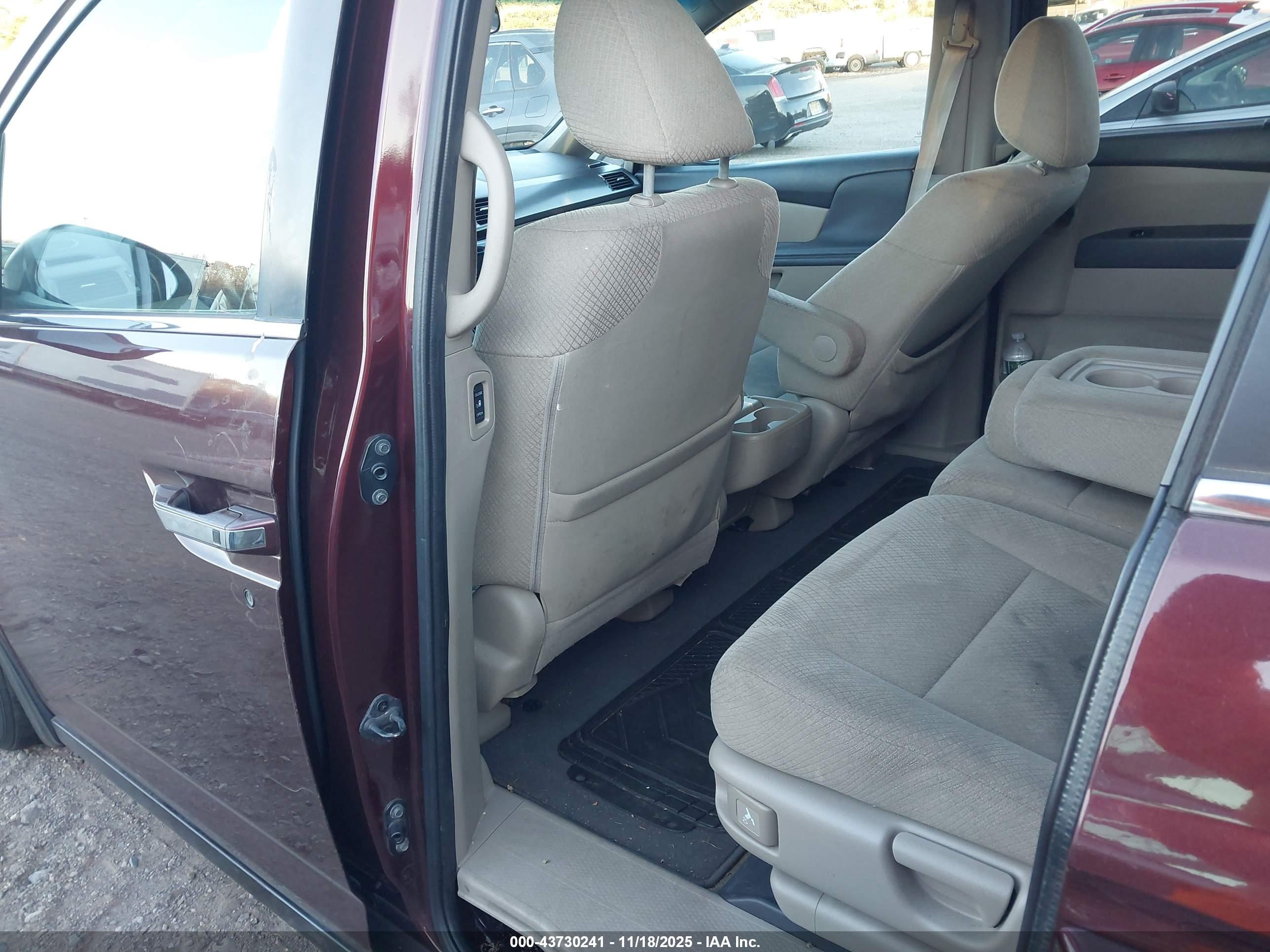 HONDA ODYSSEY image 8