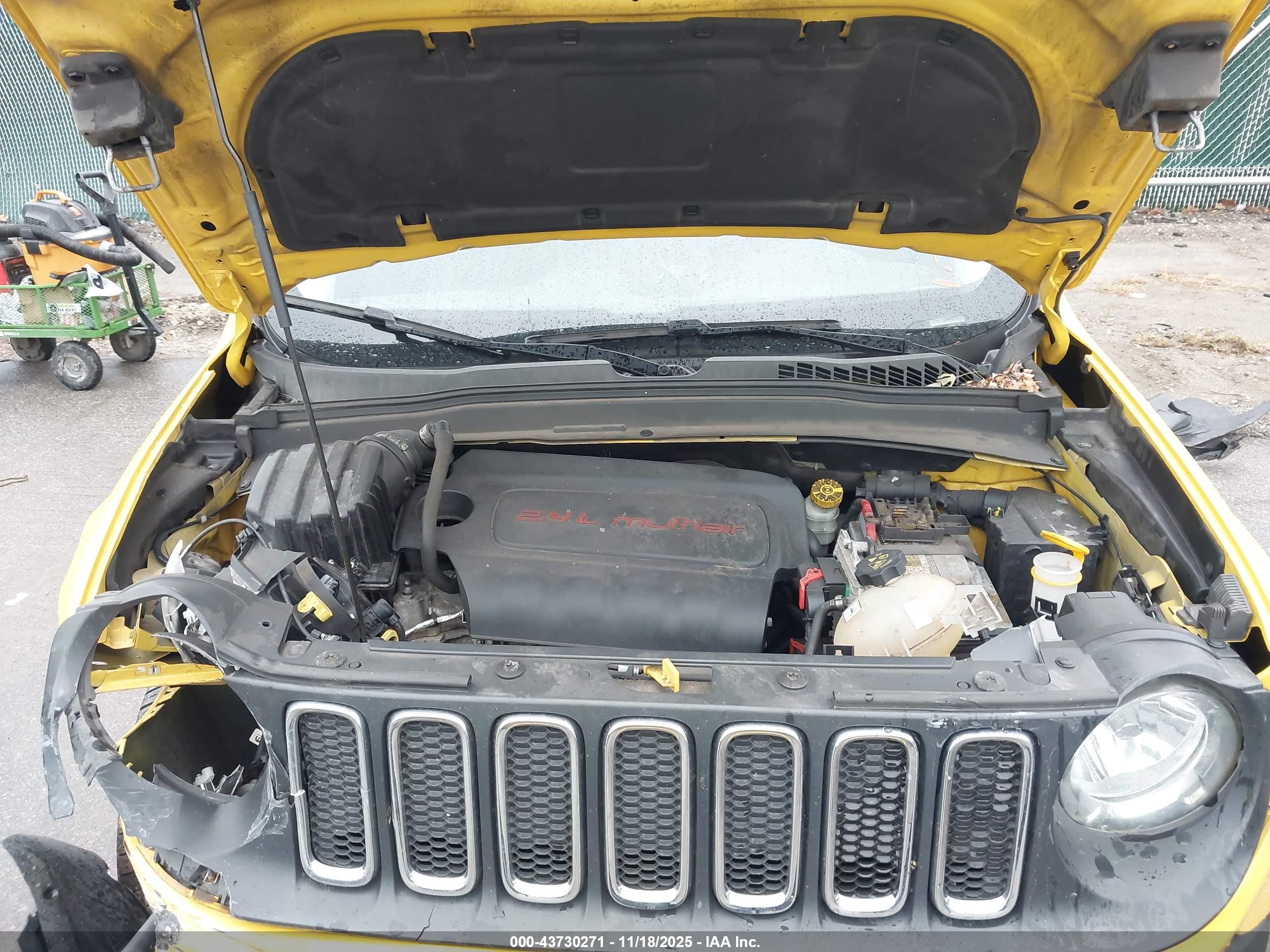 JEEP RENEGADE image 10