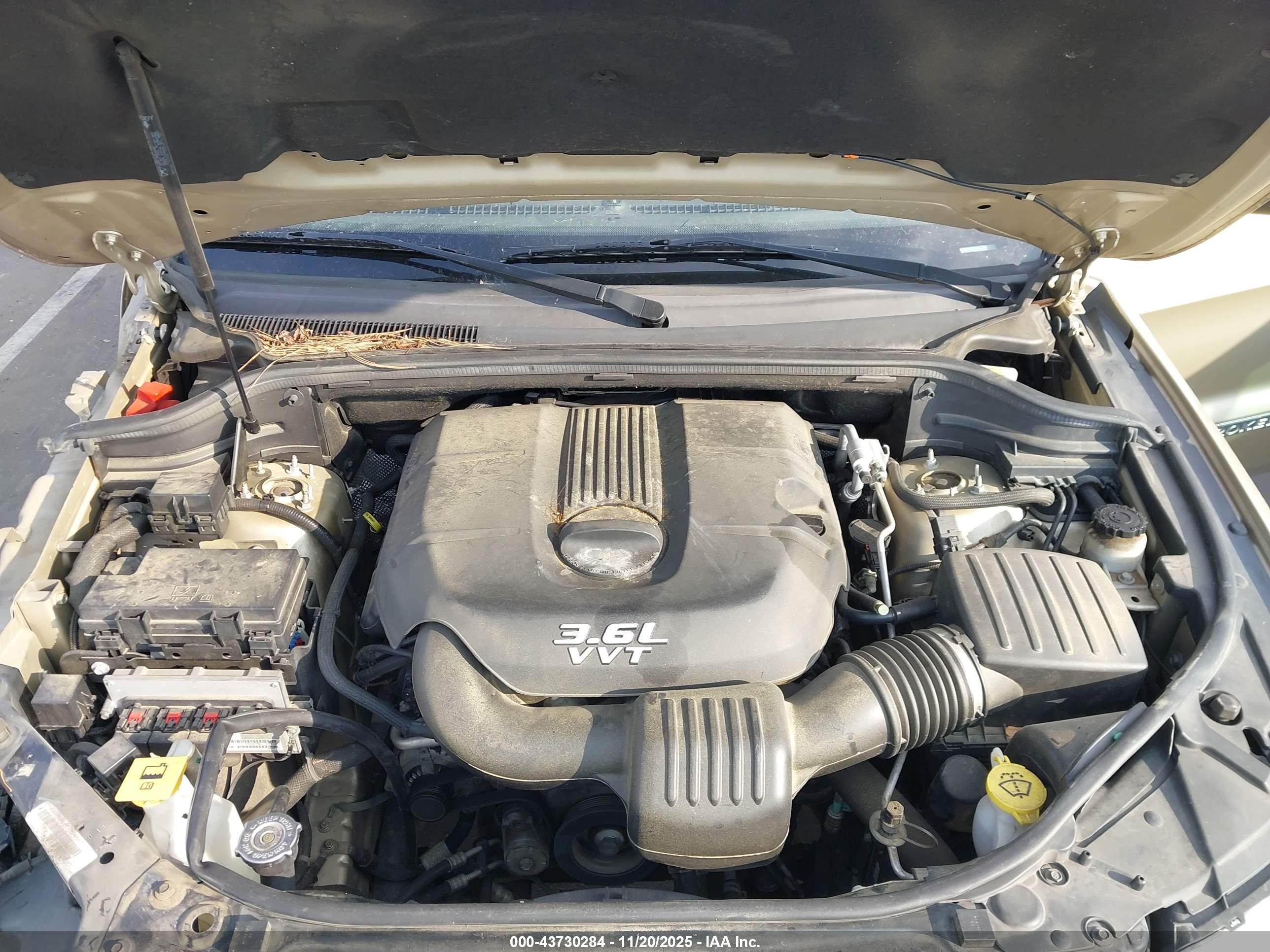 JEEP GRAND image 10