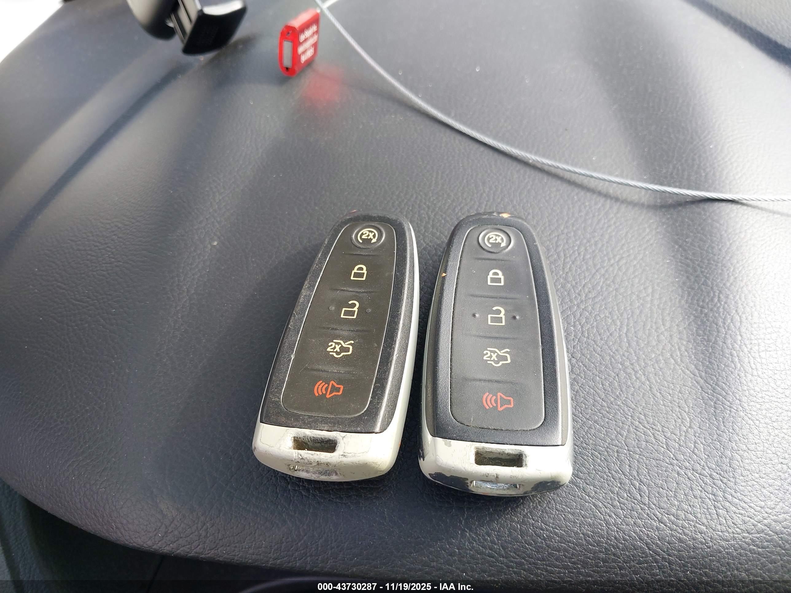 FORD FOCUS image 11