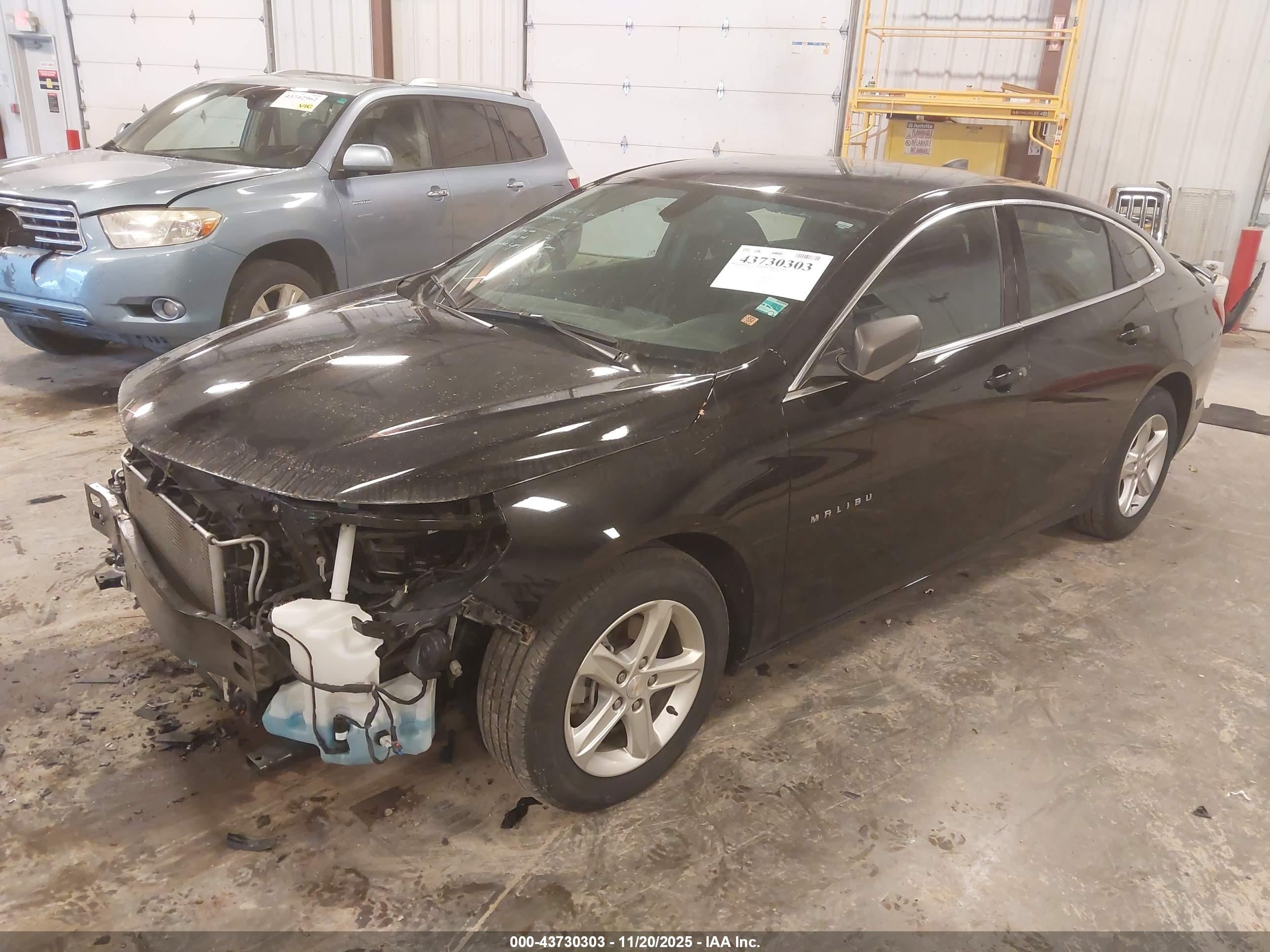 CHEVROLET MALIBU image 2