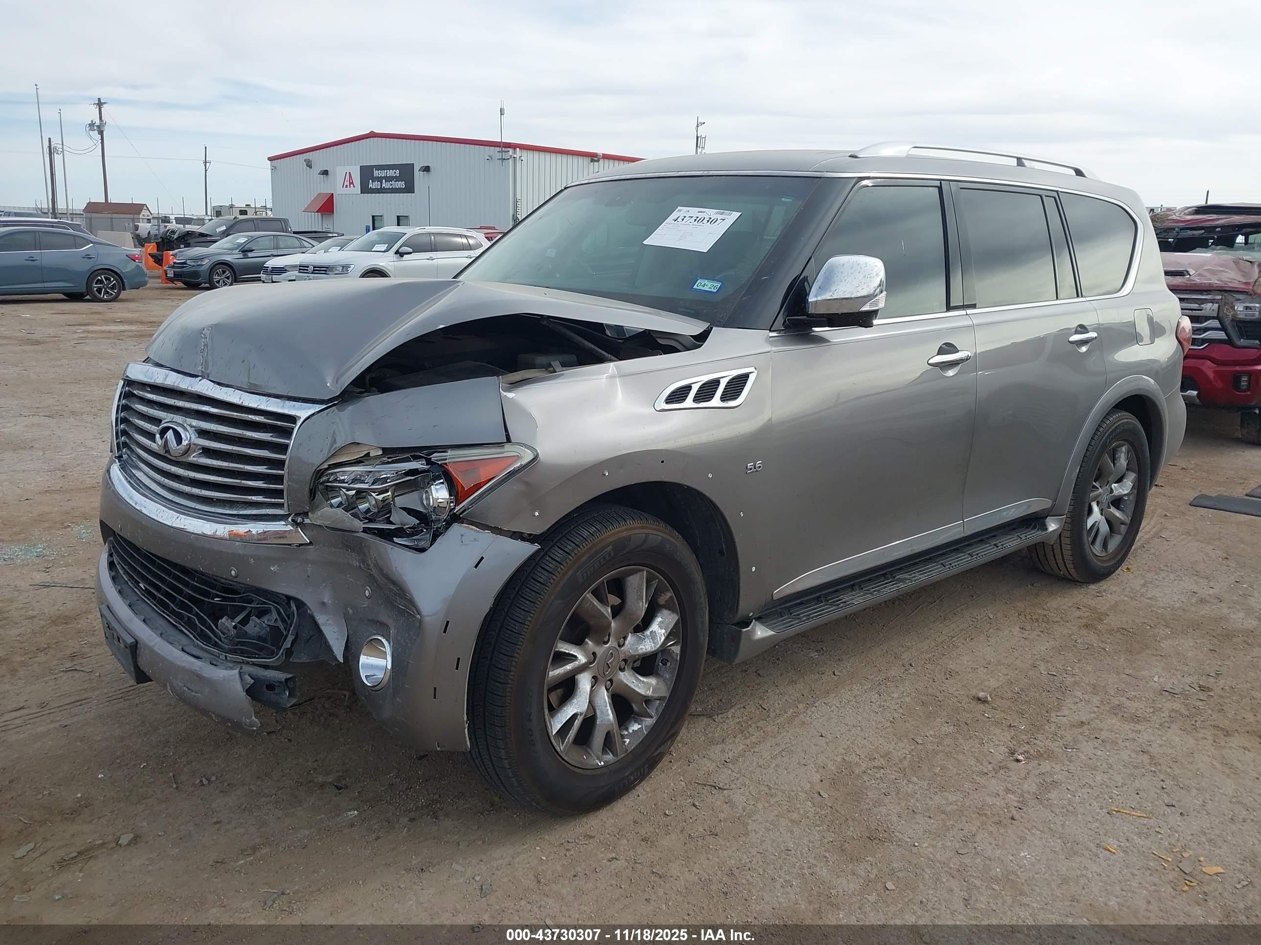 INFINITI QX80 image 2