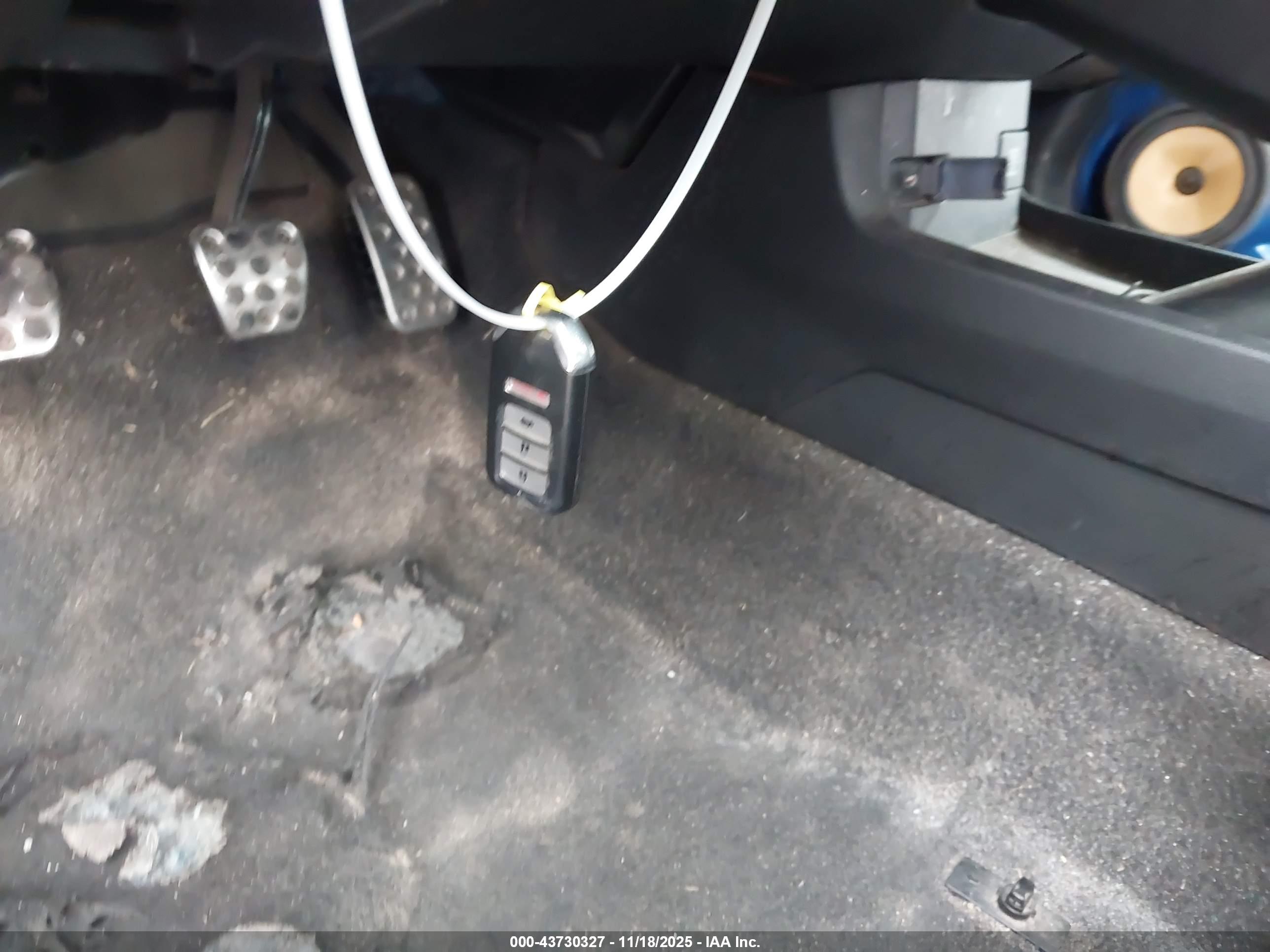 HONDA CIVIC image 11