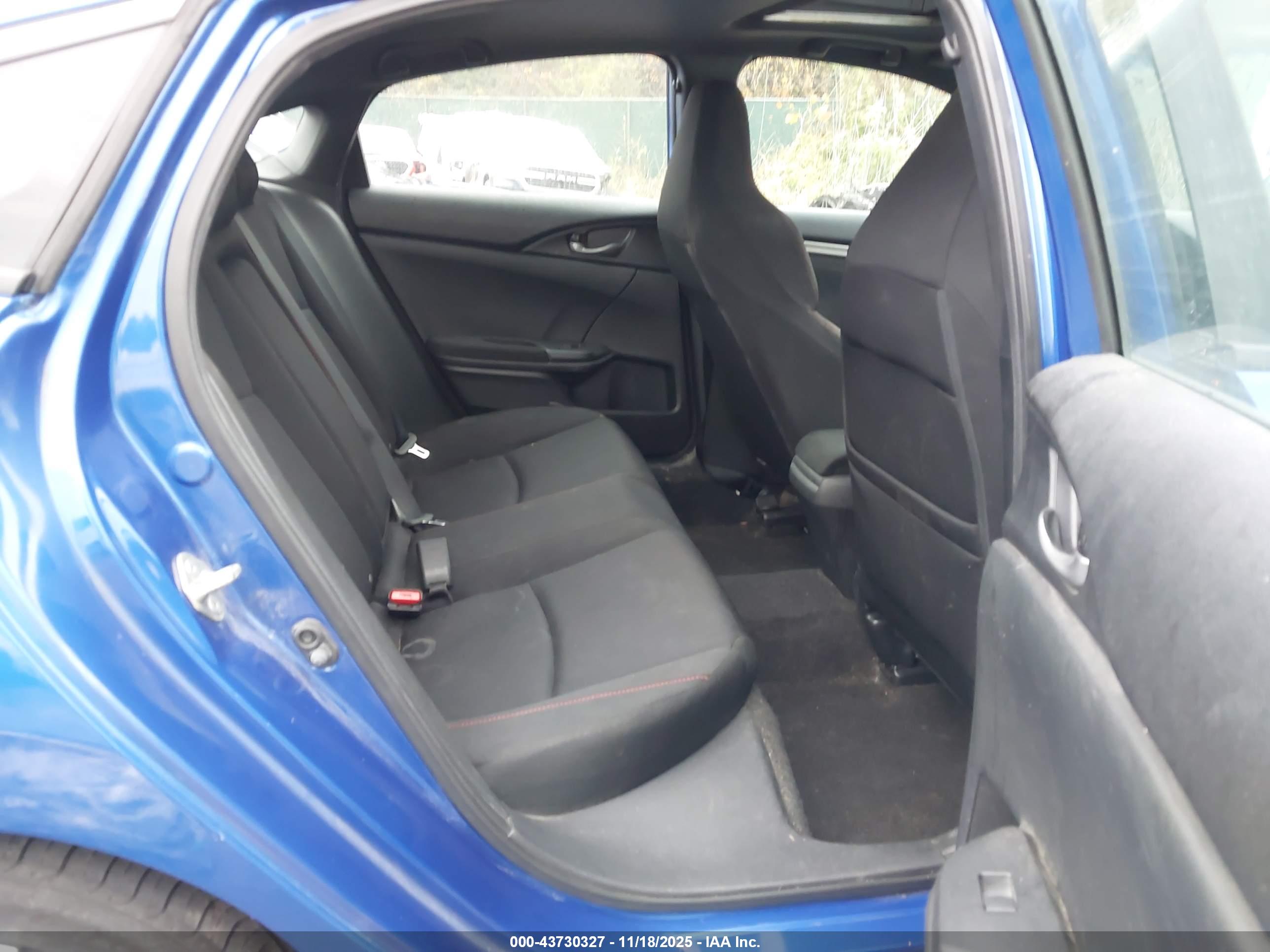 HONDA CIVIC image 8