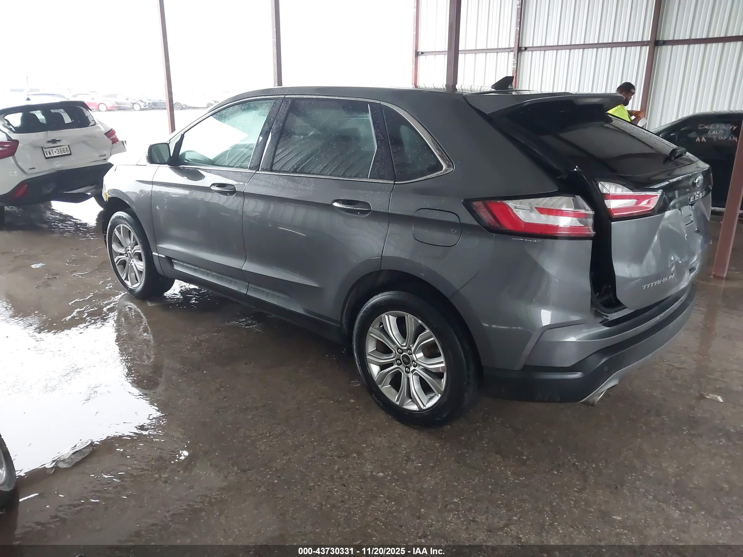 FORD EDGE image 3