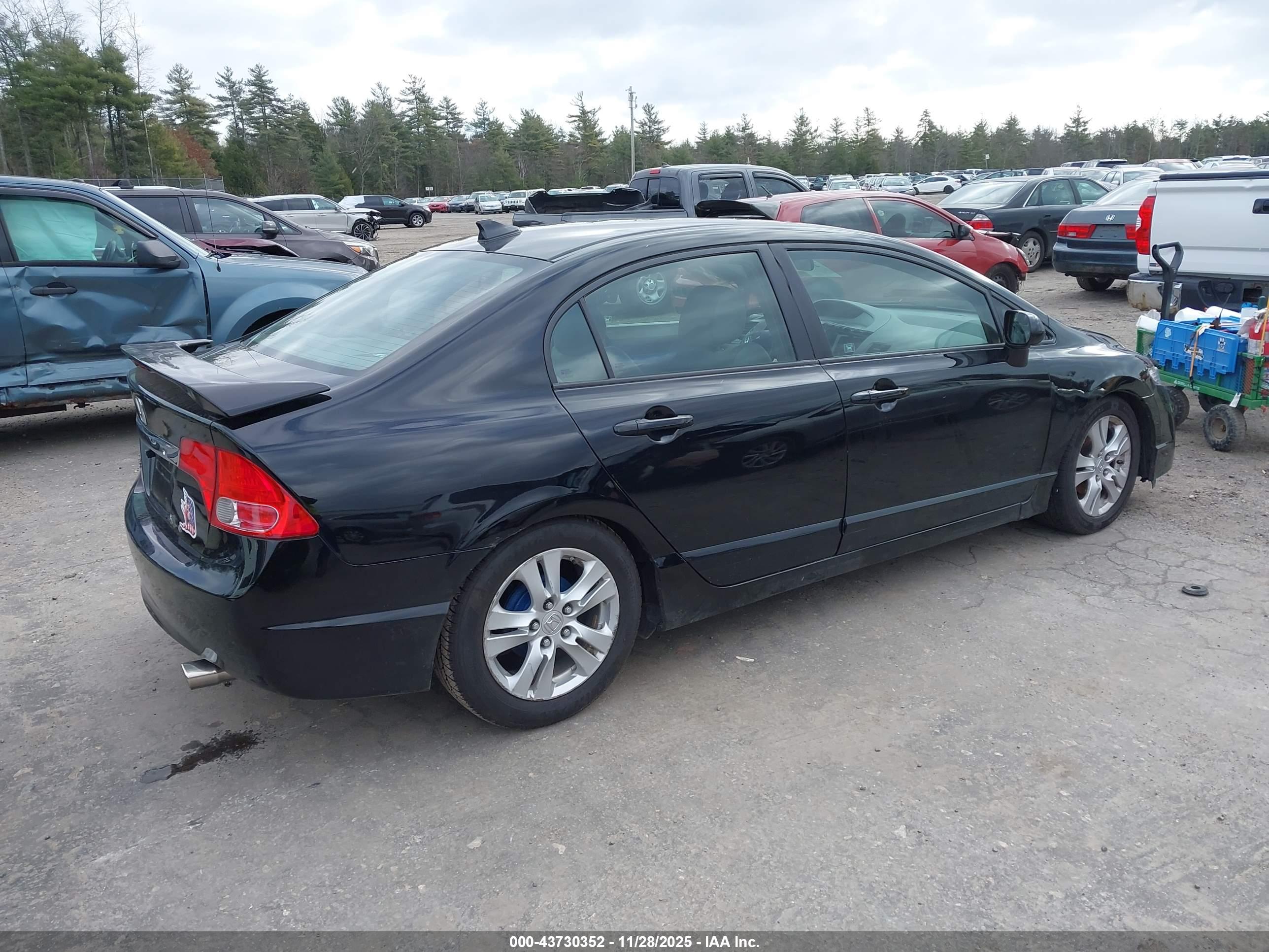 HONDA CIVIC image 4