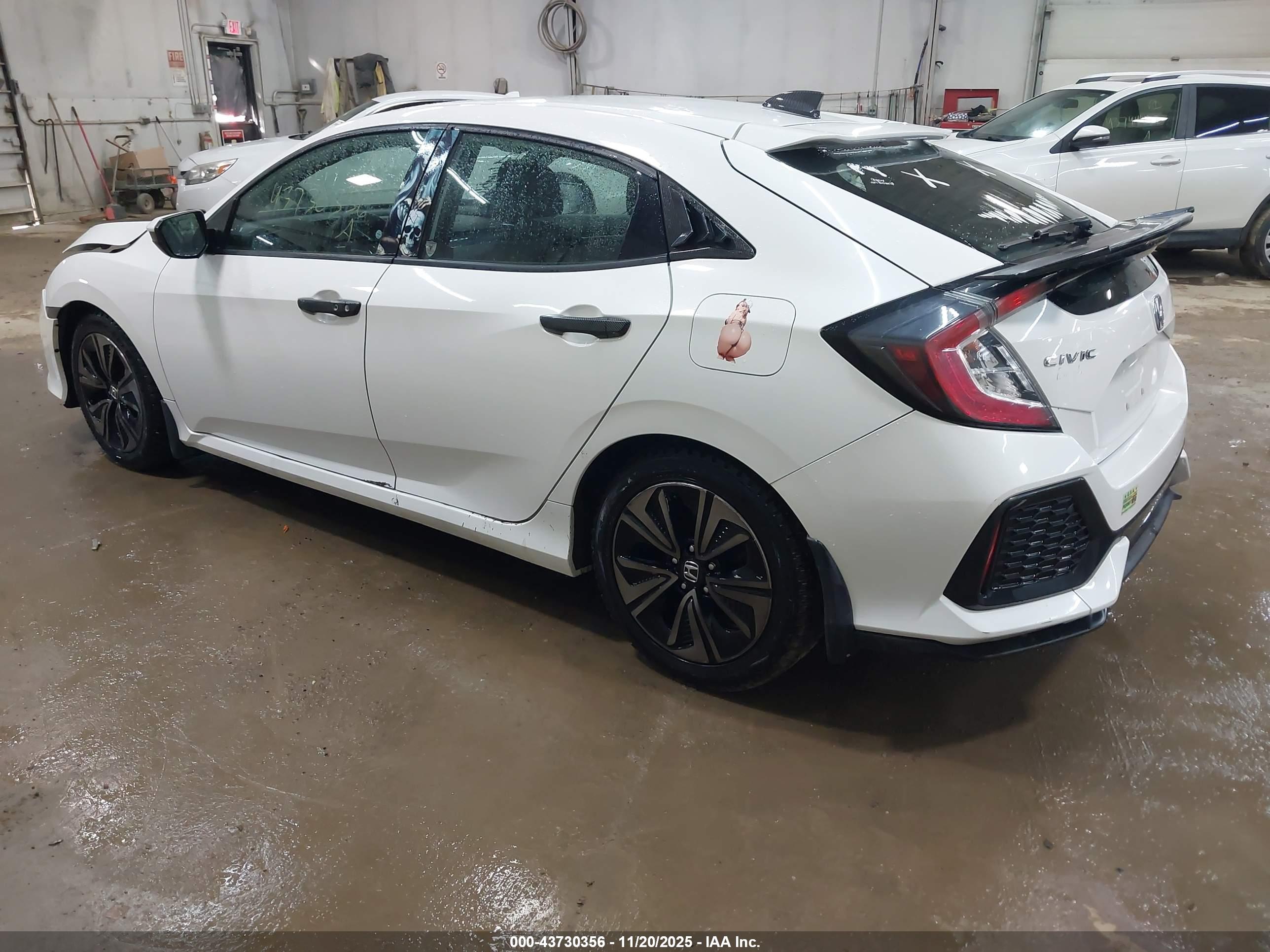 HONDA CIVIC image 3