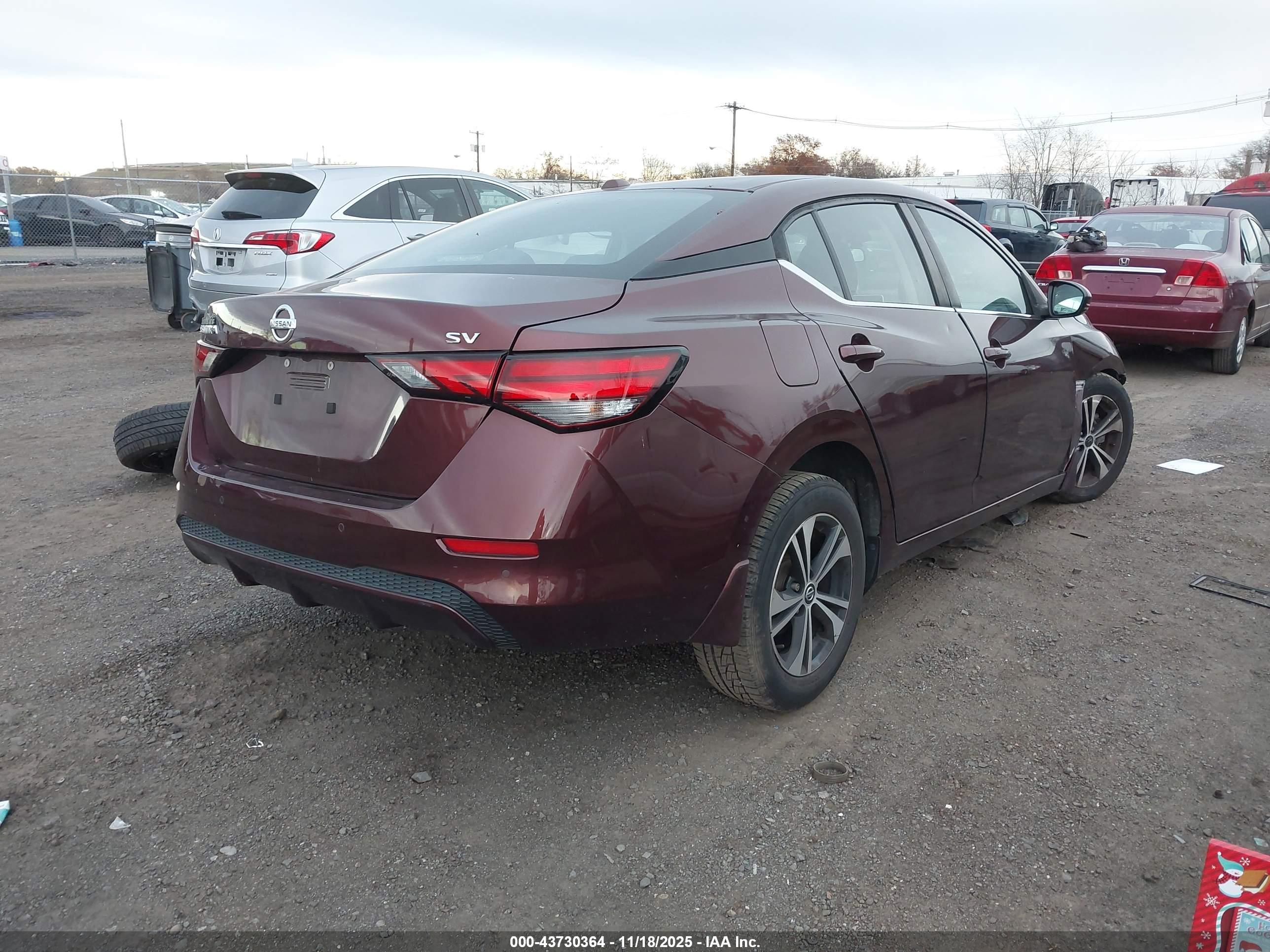 NISSAN SENTRA image 4