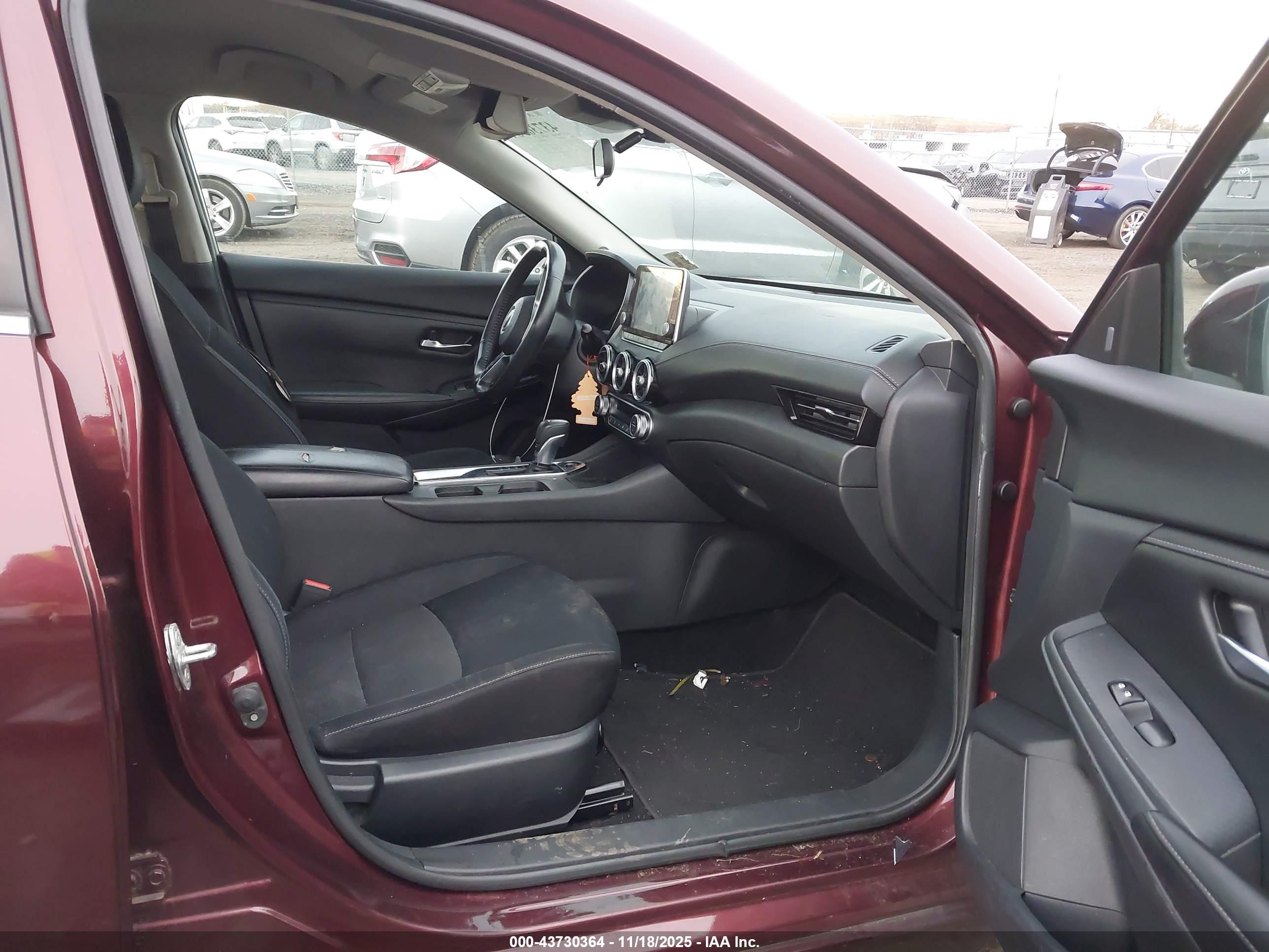 NISSAN SENTRA image 5