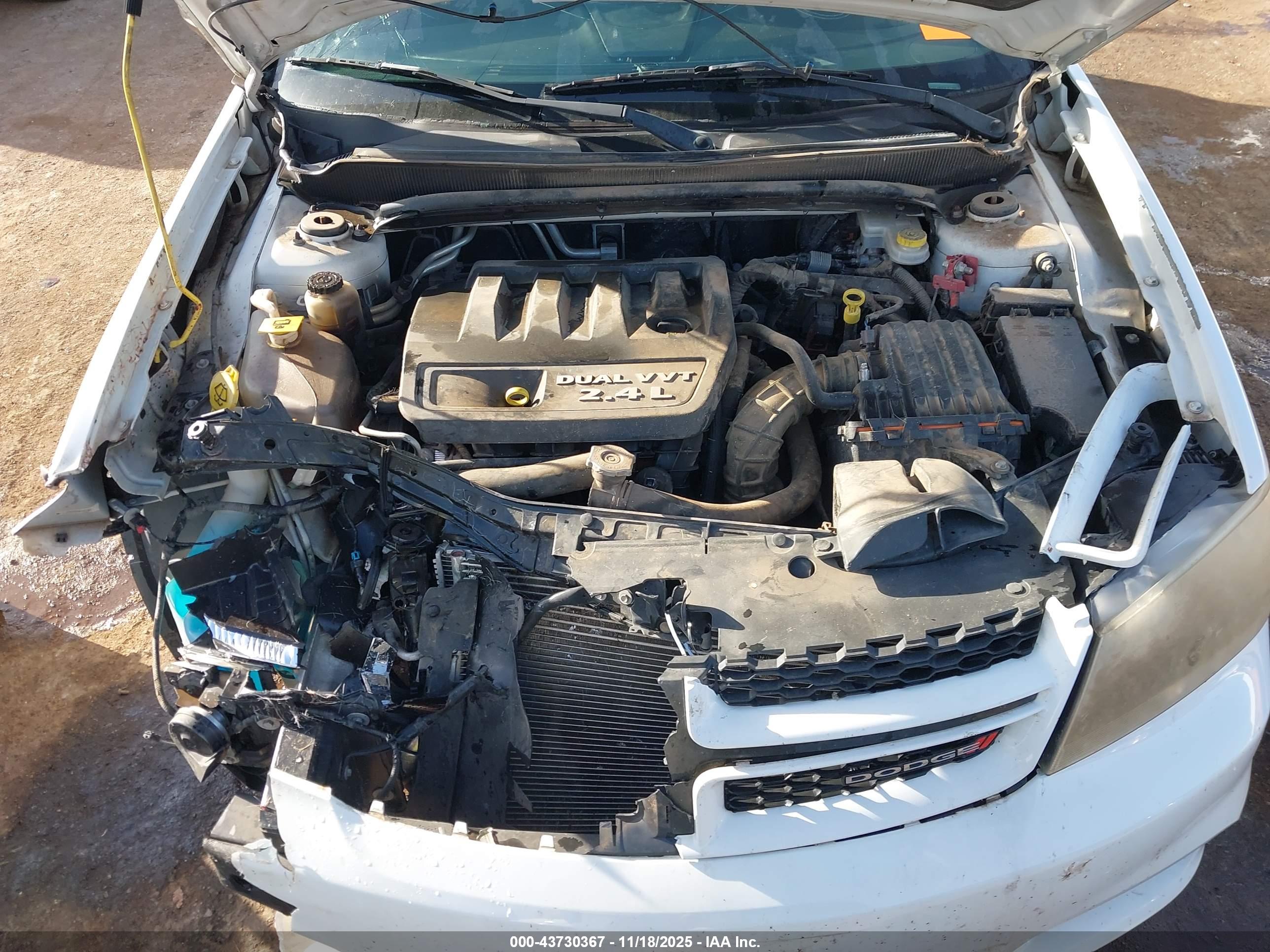 DODGE AVENGER image 10