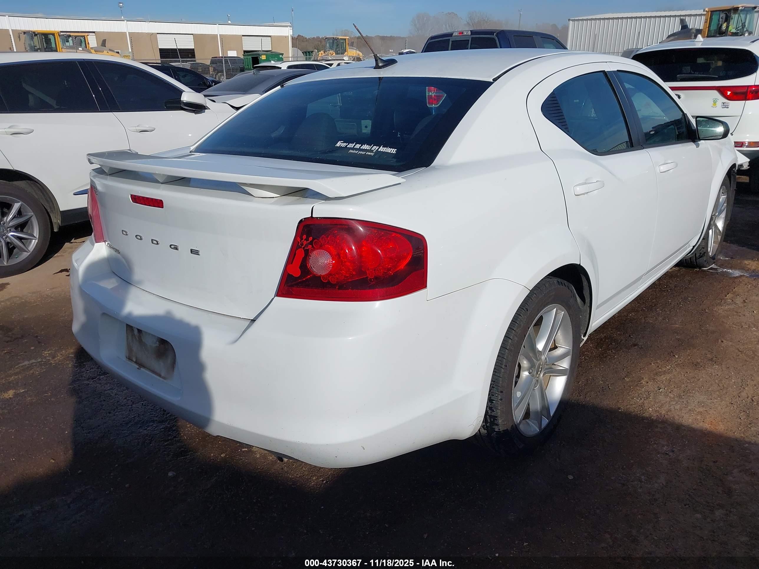 DODGE AVENGER image 4